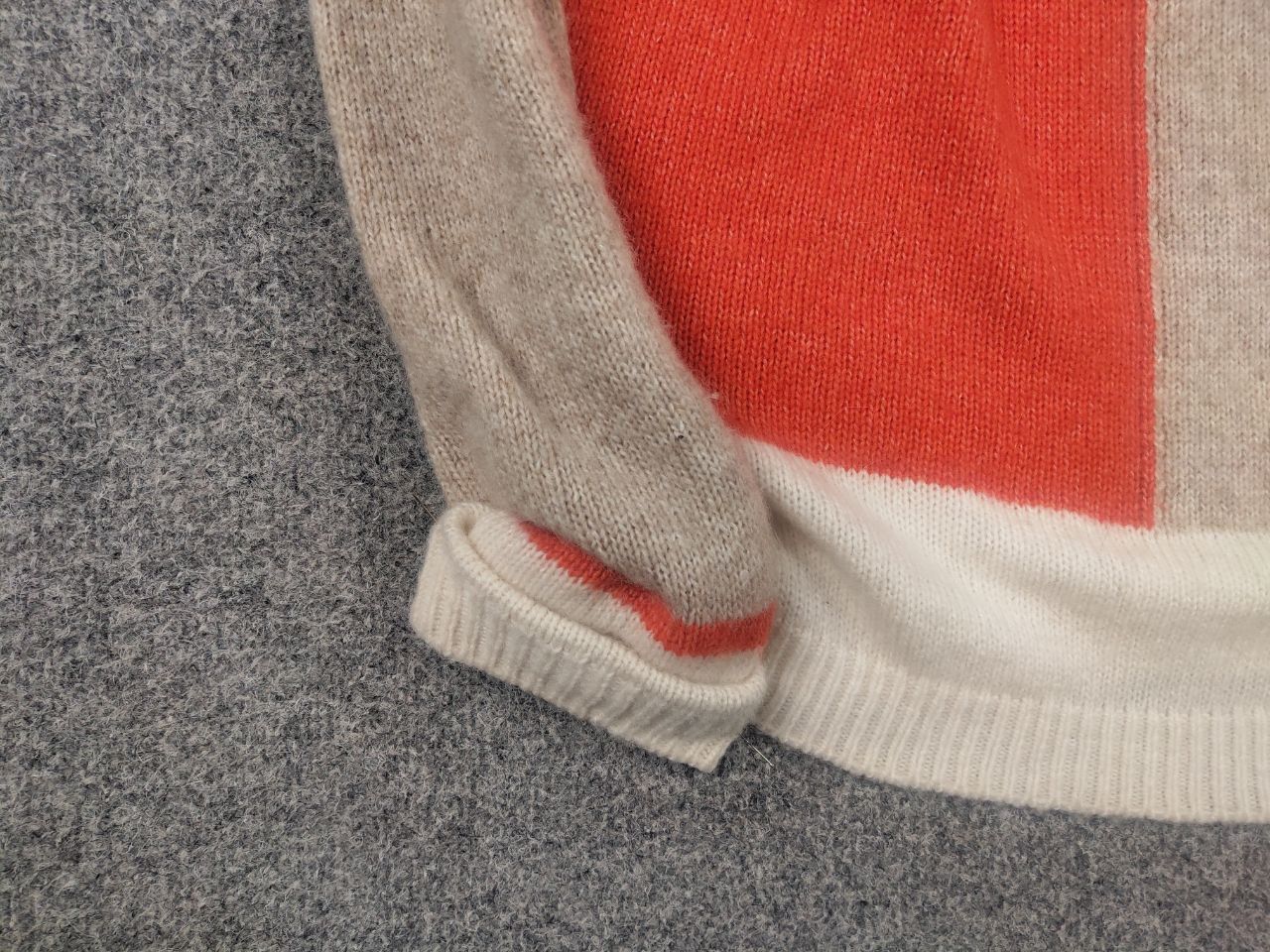 Hugo Boss Hugo Boss Alpaca Wool Blend loose sweater with colorful Size S / US 4 / IT 40 - 9 Thumbnail