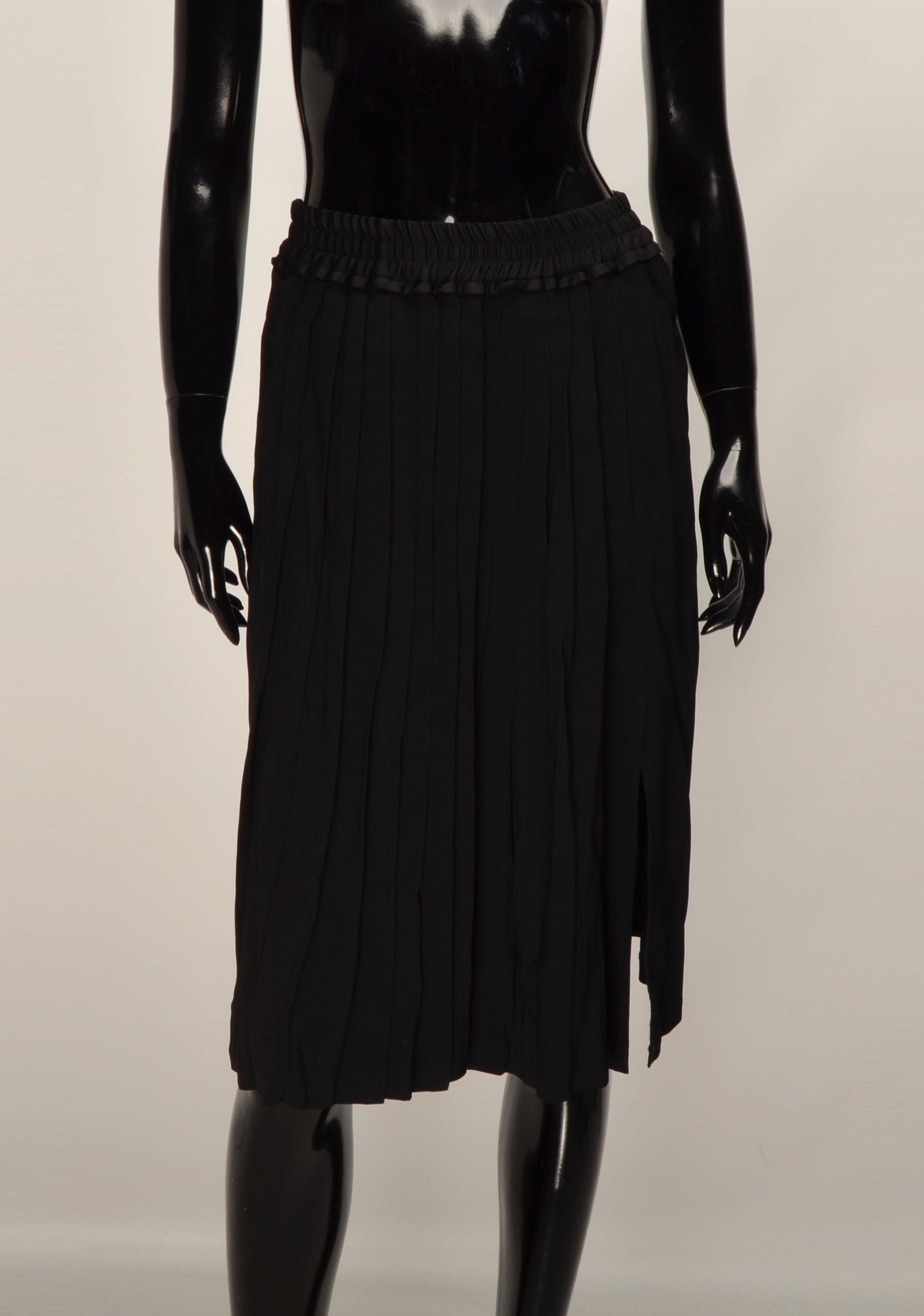 Zadig & Voltaire Zadig & Voltaire Black Pleated Midi Skirt Size 26" / US 2 / IT 38 - 1 Thumbnail
