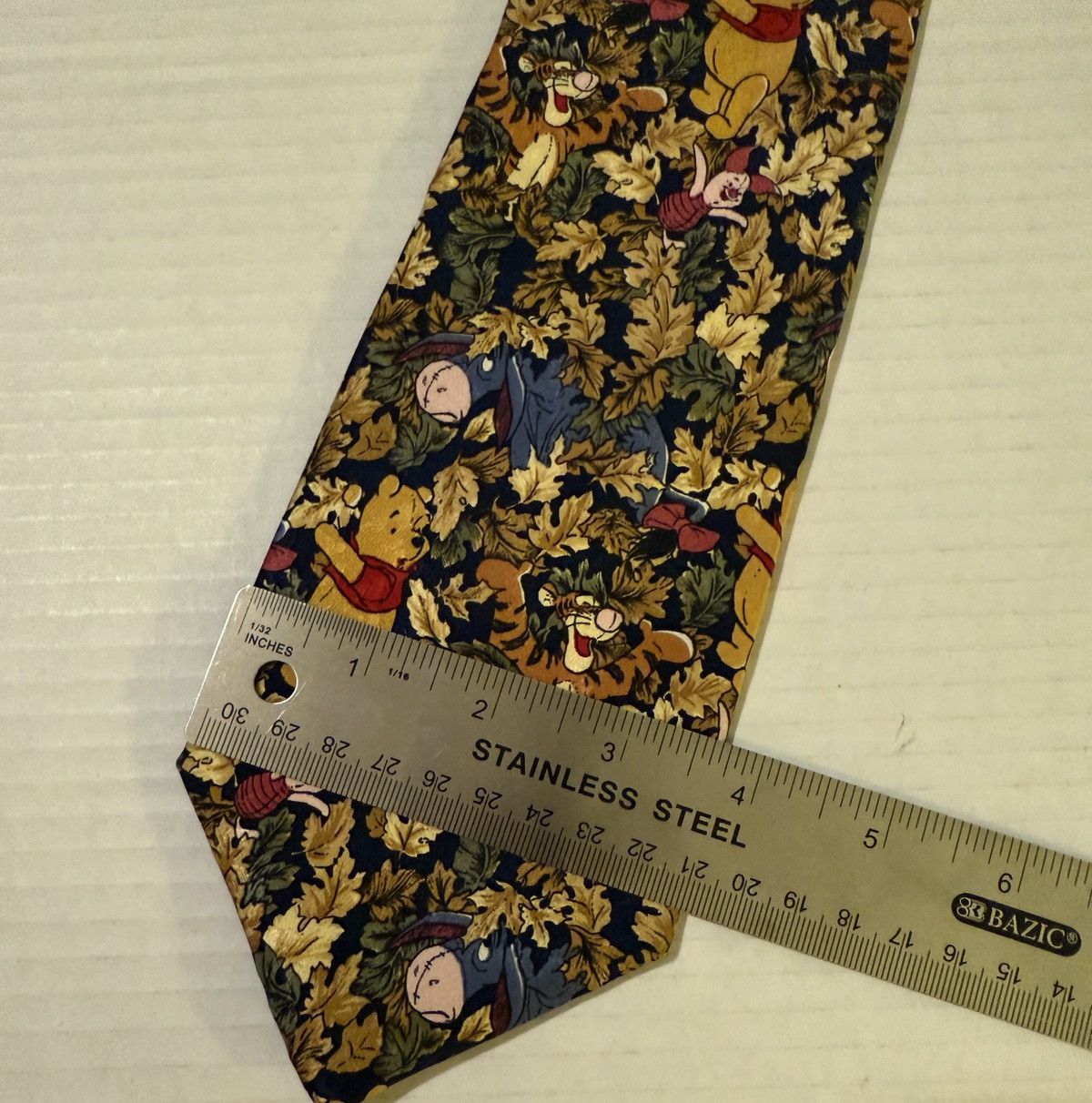 Disney The Disney Store Winnie The Pooh Harvest Autumn Silk Tie Size ONE SIZE - 4 Thumbnail