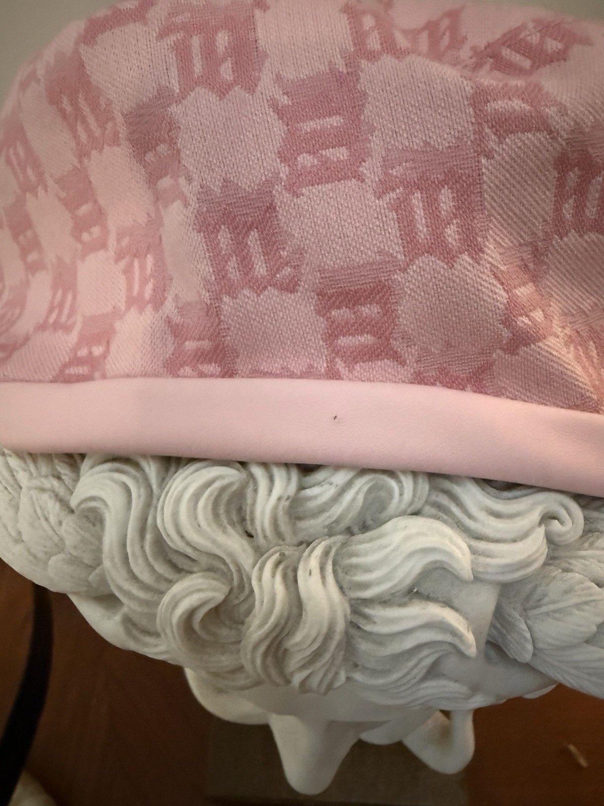 Misbhv Inside A Dark Echo Pink Beret Hat New With Defects Size ONE SIZE - 11 Thumbnail