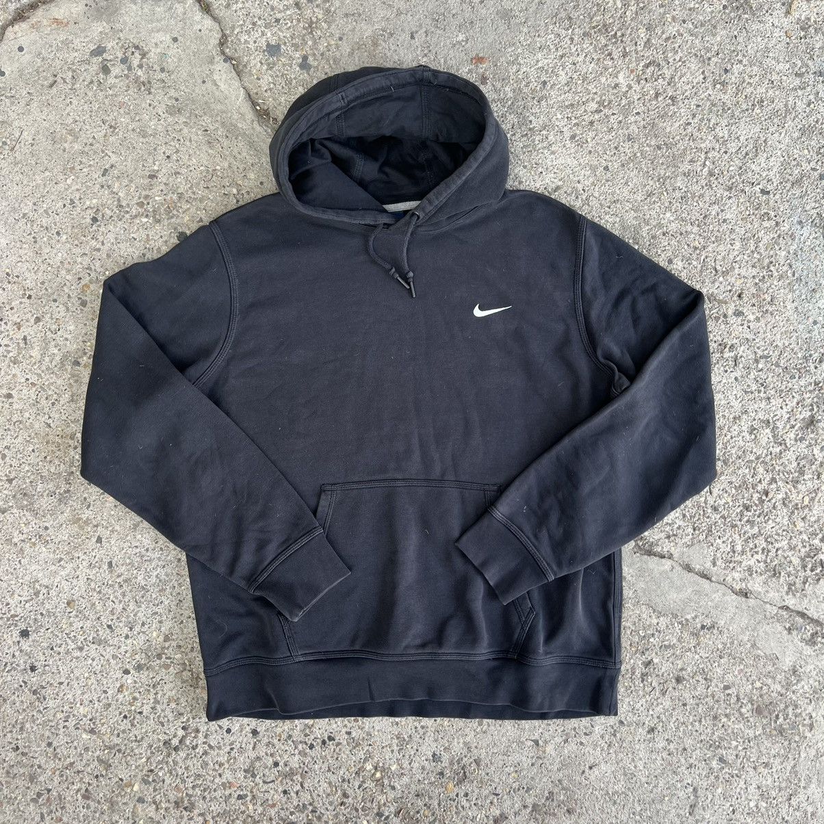 Nike × Vintage Vintage Hooide Nike Sweatshirt Fit Mini Faded Black Y2k Size US XL / EU 56 / 4 - 1 Thumbnail