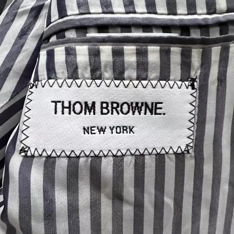 Thom Browne Thom browne Size 3 Gray plaid full-print suit 2503-Nextarr Size 40R - 5 Thumbnail