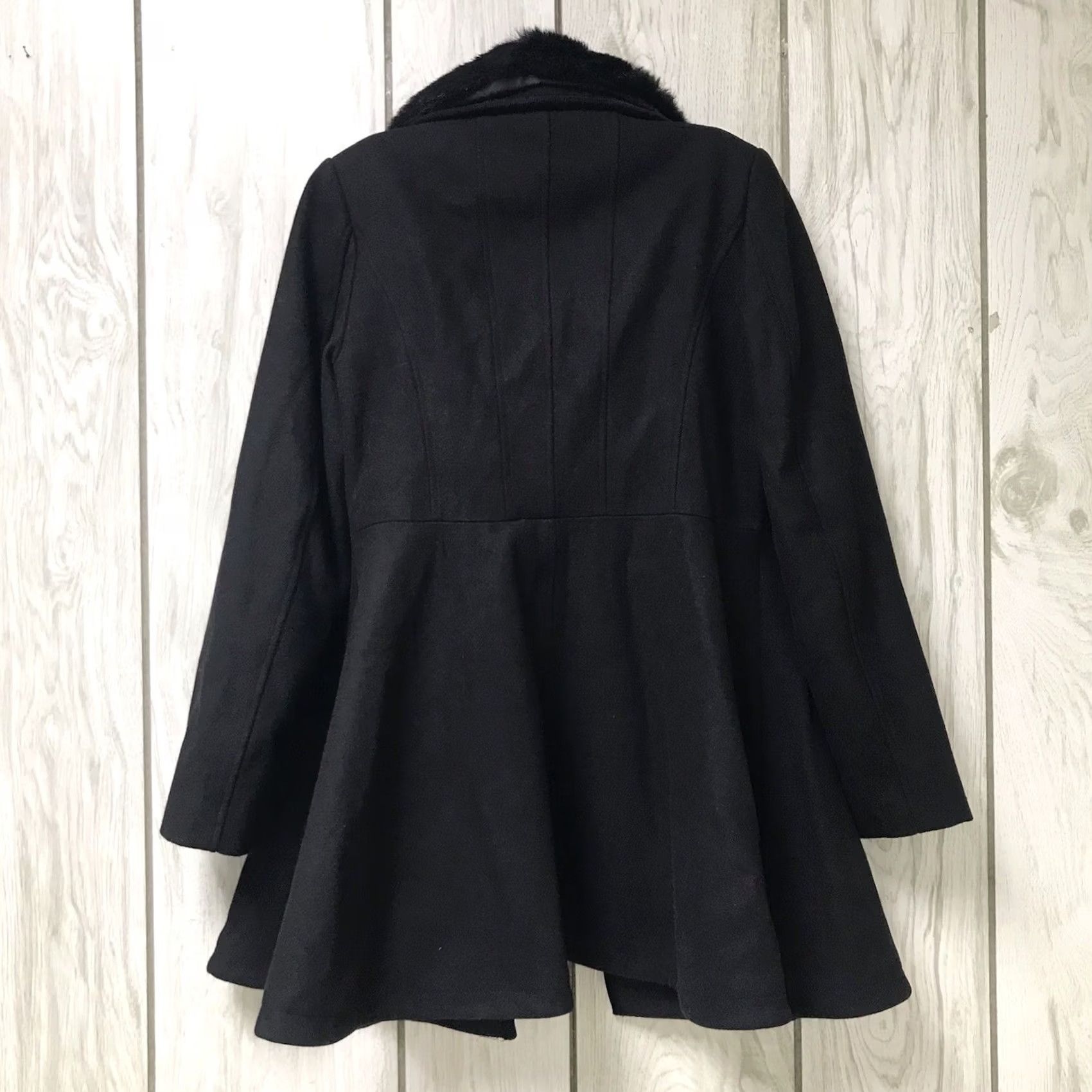 Vintage VINTAGE Laundry by Design Women Black Wool Blend Faux Fur Trim Trench Coat Overcoat M Size M / US 6-8 / IT 42-44 - 2 Thumbnail
