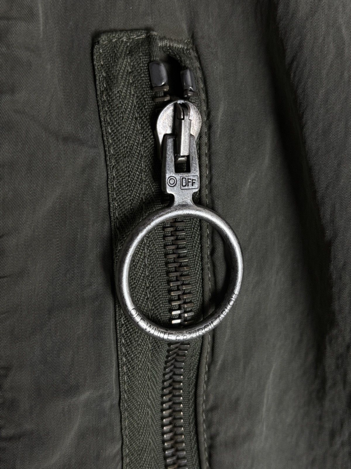Off-White Off White Rubber Logo Cargo Tech Pants Sweatpants Virgil Size US 32 / EU 48 - 6 Thumbnail