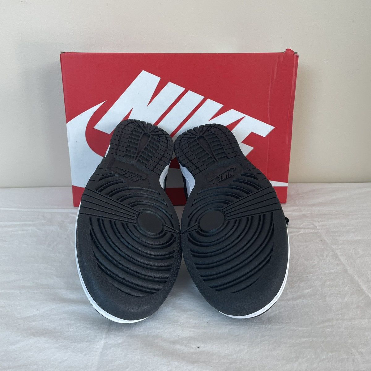 Nike Nike Dunk Low Black White Panda Mens US Size 11 DD1391-100 Size US 11 / EU 44 - 7 Thumbnail