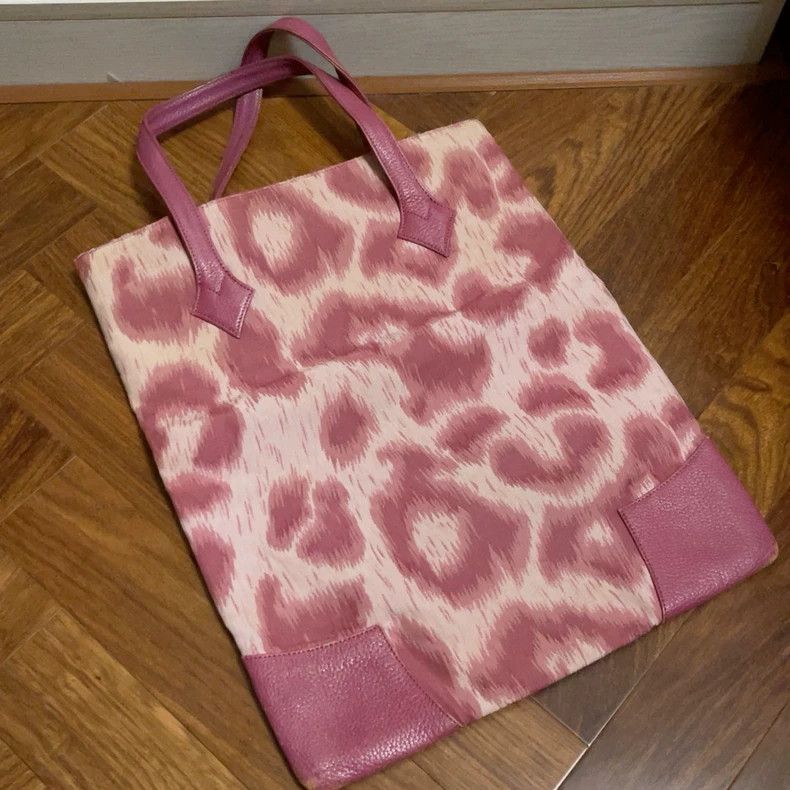 Vivienne Westwood Vivienne Westwood size os Classic out-of-print powder leopa Size ONE SIZE - 1 Thumbnail