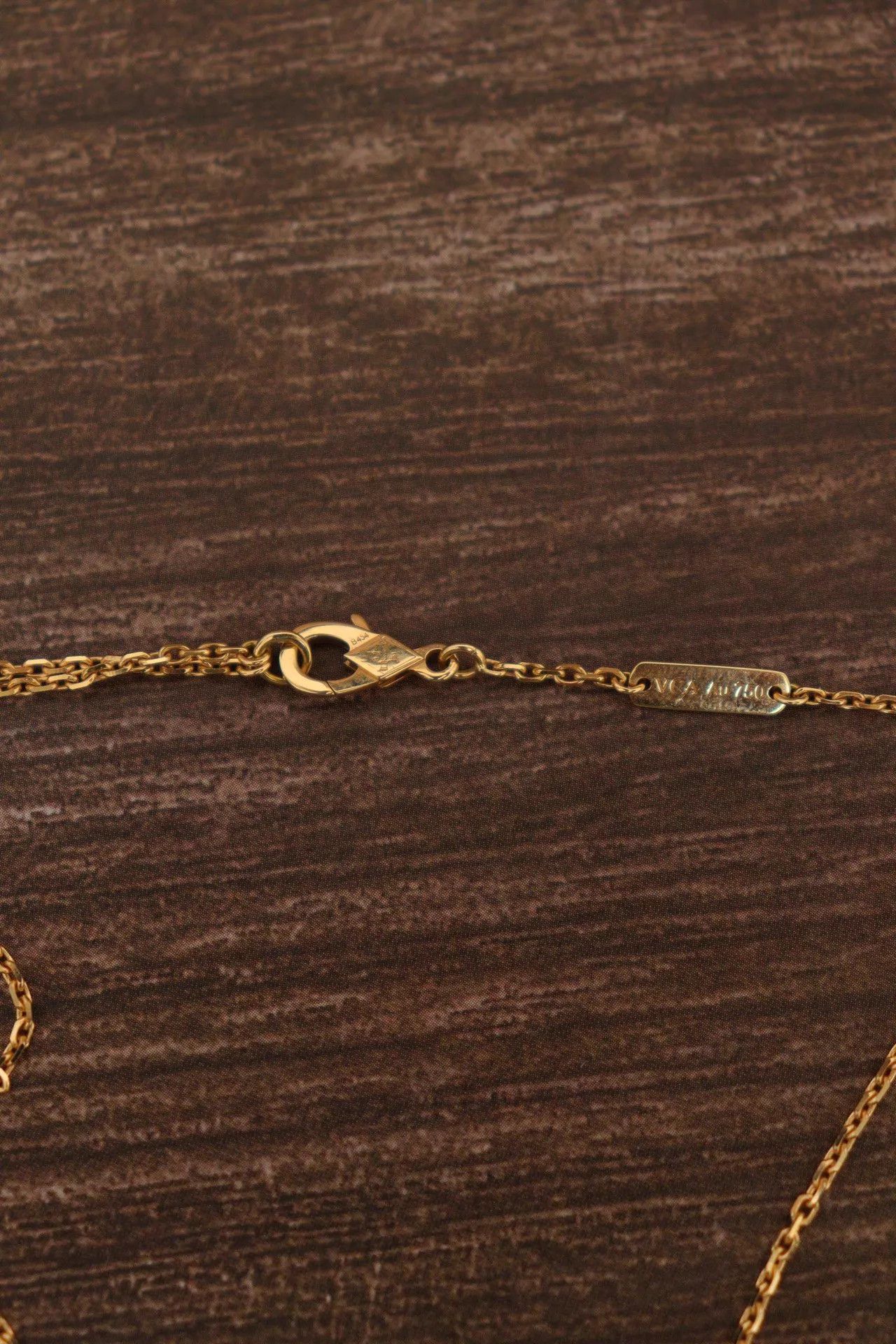Van Cleef & Arpels Van Cleef & Arpels 18K Gold Laser Medallion 41cm Necklace Size ONE SIZE - 6 Thumbnail