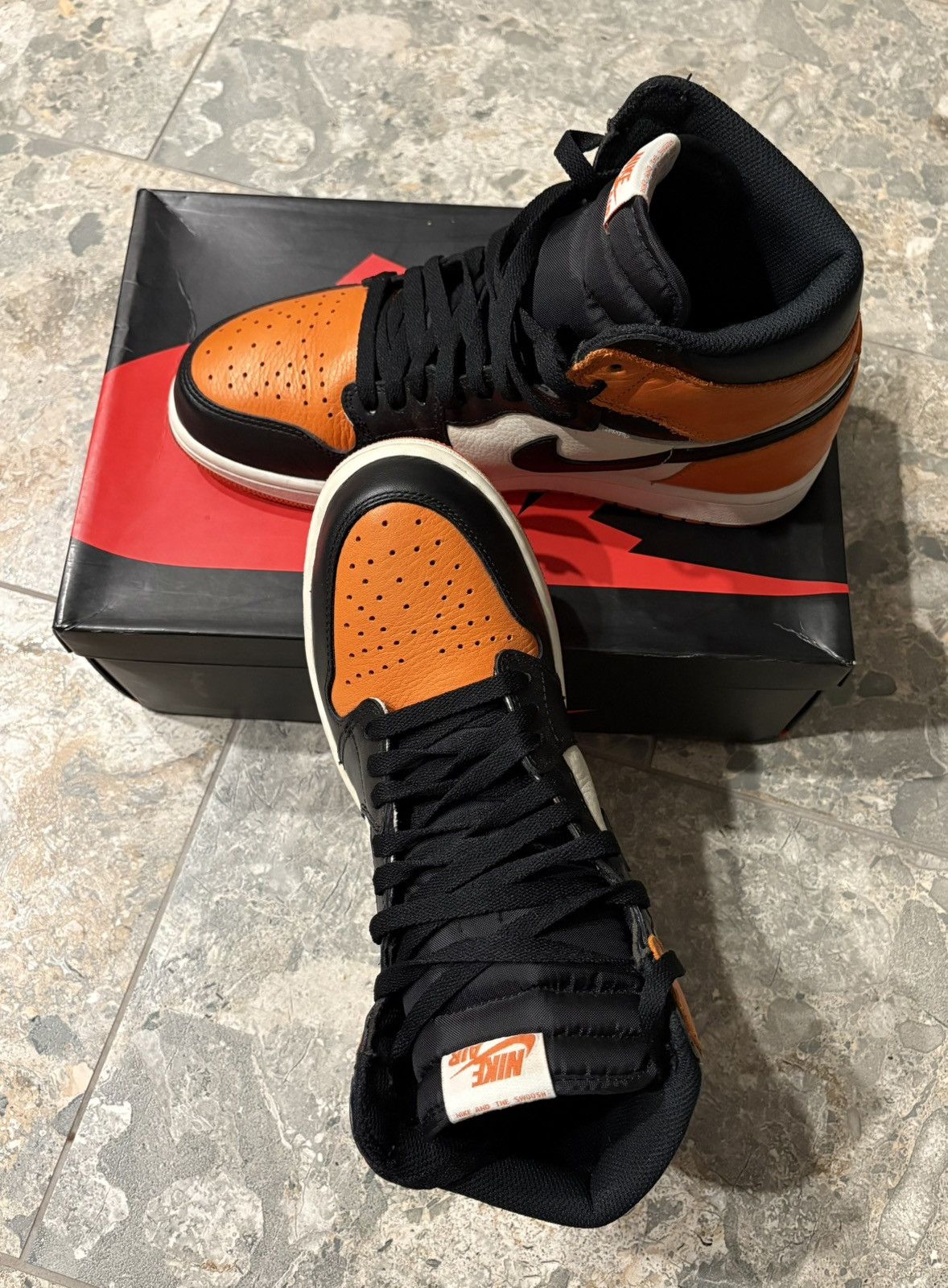 Jordan Brand Air Jordan 1 Shattered Backboard (2015) Size US 10 / EU 43 - 7 Thumbnail
