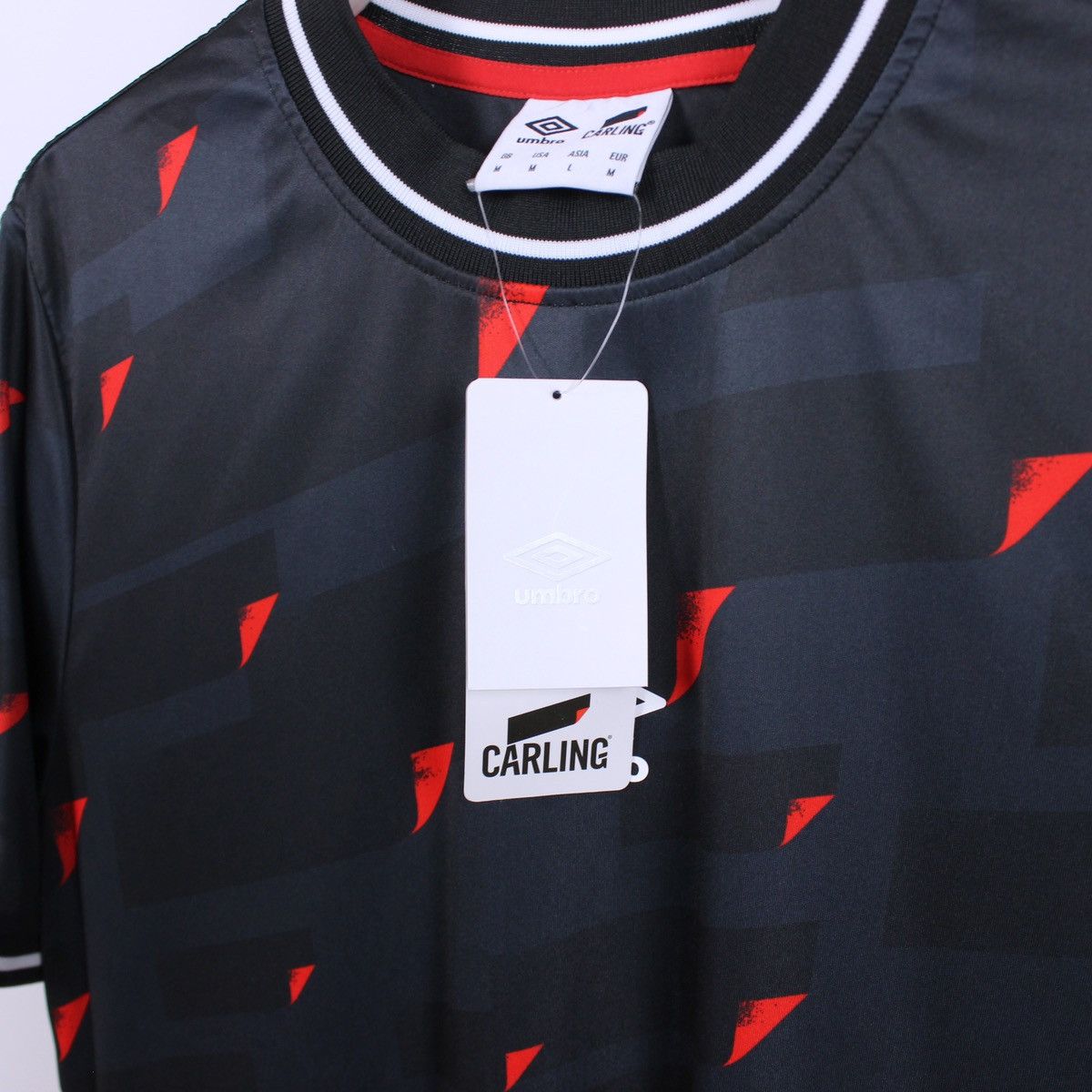 Umbro Umbro Carling Jersey Center Logo Lampas T-Shirt Size US M / EU 48-50 / 2 - 4 Thumbnail