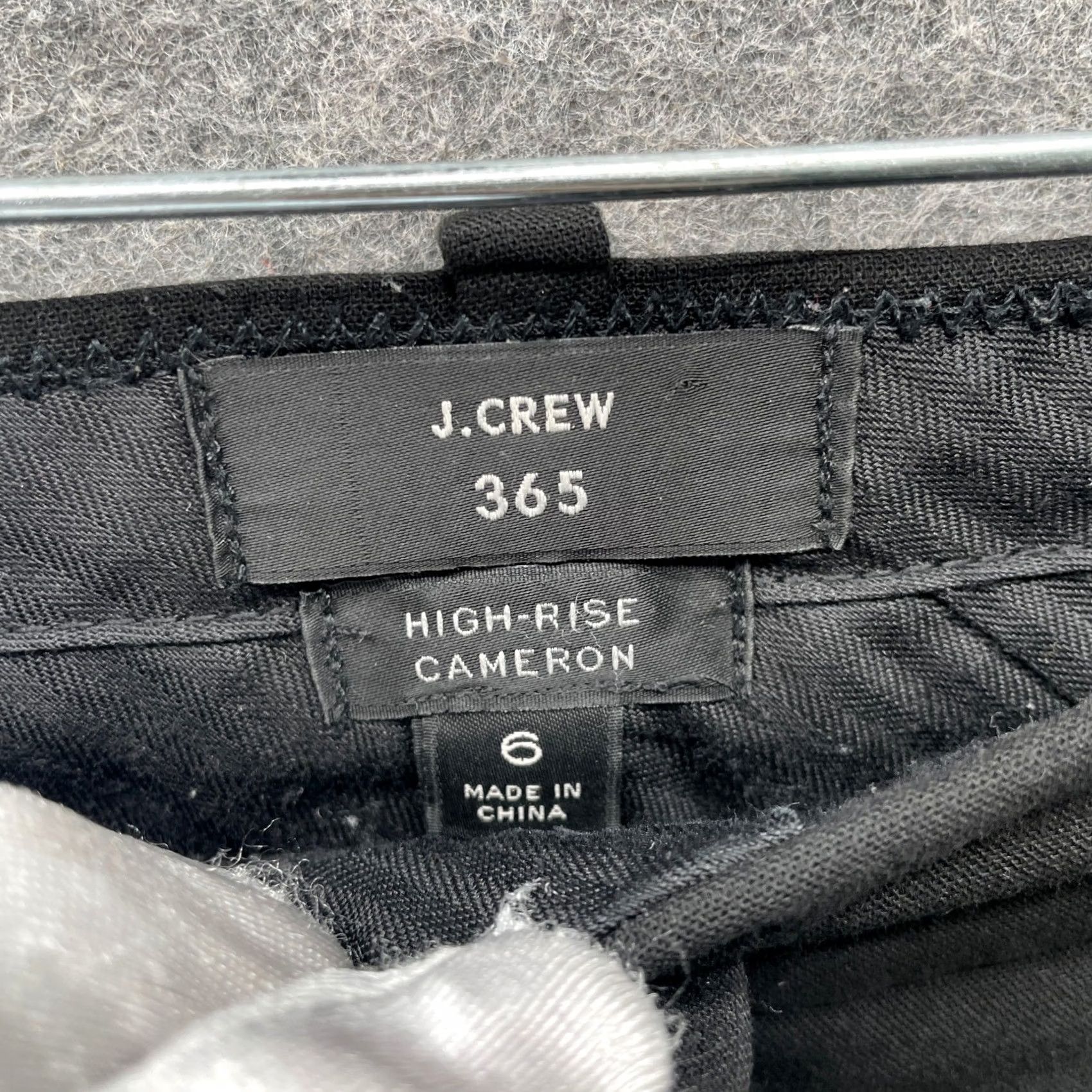 J.Crew VINTAGE? No. J.Crew Cameron High Rise Dress Pants Womens 6 Black Slim Fit Ankle Crop Size 28" / US 6 / IT 42 - 5 Thumbnail
