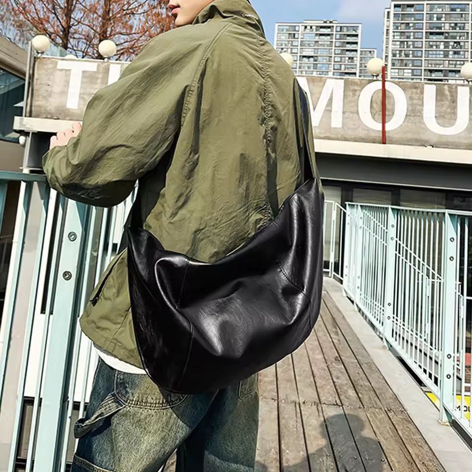 Japanese Brand Crossbody Bag Casual Versatile Fashionable Large Capacity Size ONE SIZE - 2 Thumbnail