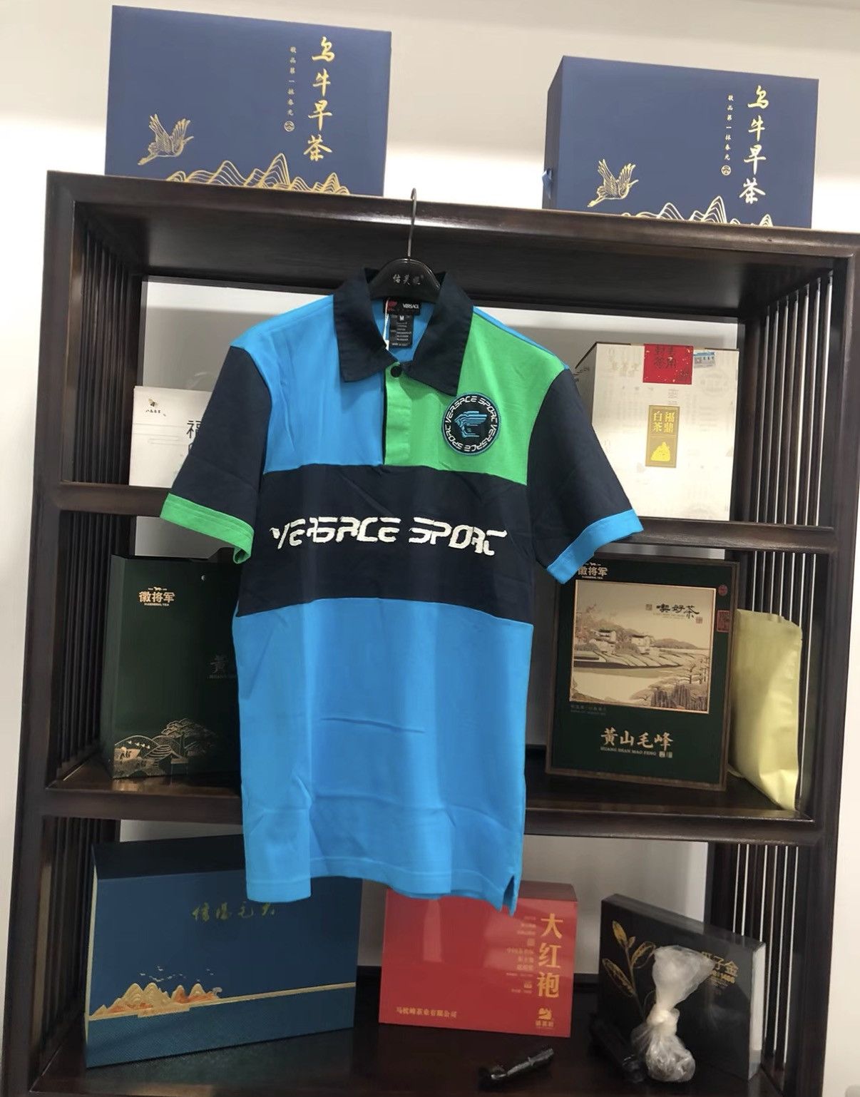 Versace Versace Sport Short Sleeve Polo J2 Size US M / EU 48-50 / 2 - 1 Thumbnail
