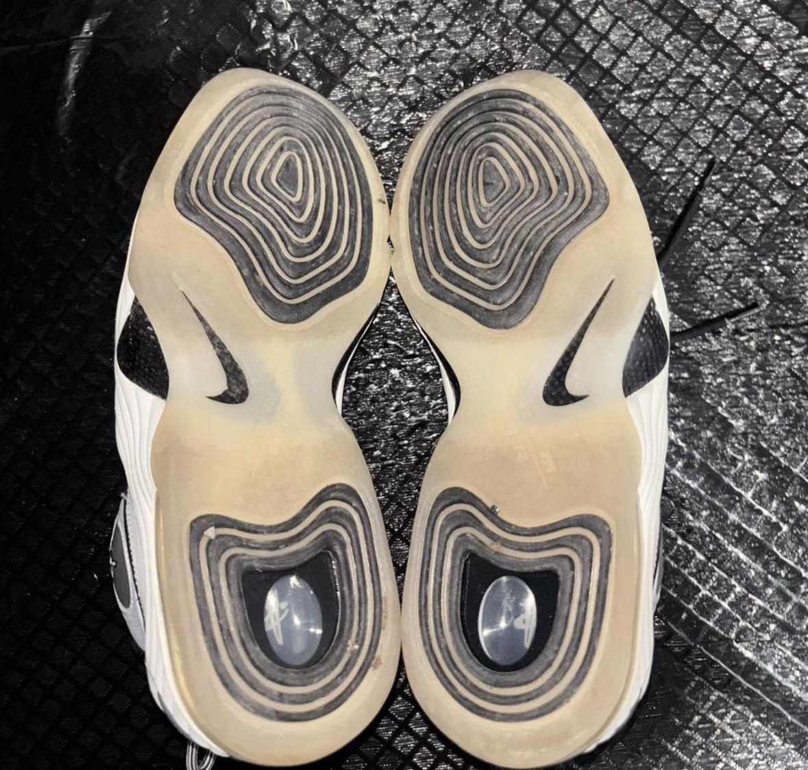 Nike Nike Air Penny II "White and Photon Dust" Size US 9 / EU 42 - 5 Thumbnail