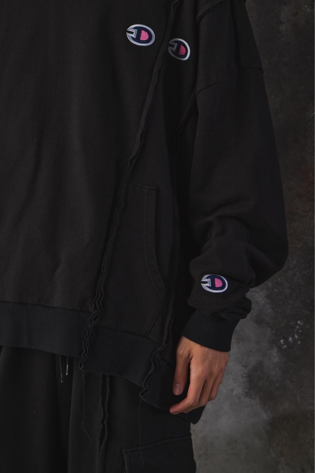 DISCOVERED DISCOVERED Champion Reconstructed Logo Patch Sweatshirt Size US L / EU 52-54 / 3 - 7 Thumbnail