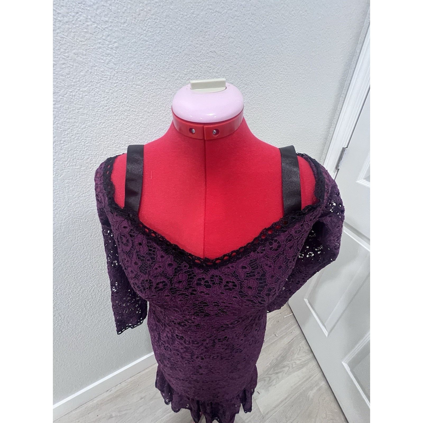 ALEXIS Alexis Laced Dress With Shoulder Tie Straps Long Sleeves Size S / US 4 / IT 40 - 5 Thumbnail