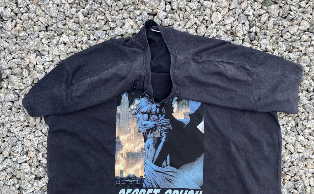 Vintage Batman “Secret Crush” X Bershka Marvel Dc Comics Tees Size US L / EU 52-54 / 3 - 7 Thumbnail
