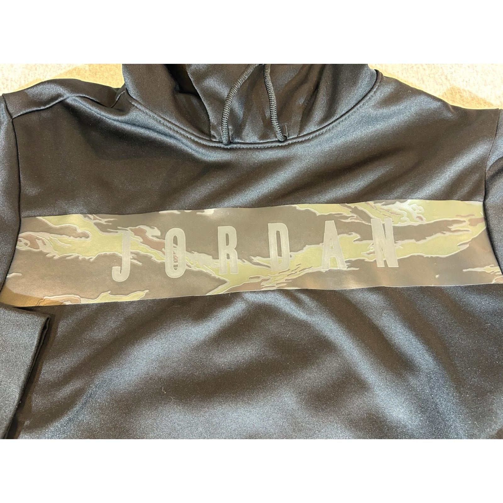 Jordan Brand Jordan Hoodie Mens M Black Camouflage PULLOVER Fleece Sweatshirt Jumpman Nike Jordan Graphic Print Logo Pockets Hooded Basketball Sports Casual Size US M / EU 48-50 / 2 - 3 Thumbnail