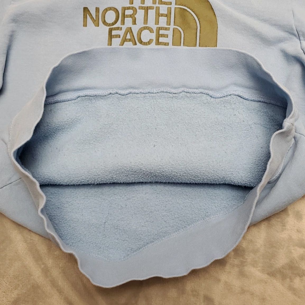 The North Face VINTAGE The North Face Hoodie Mens M Blue Logo Front 2 Tone Hooded Retro Pullover Size US M / EU 48-50 / 2 - 7 Thumbnail