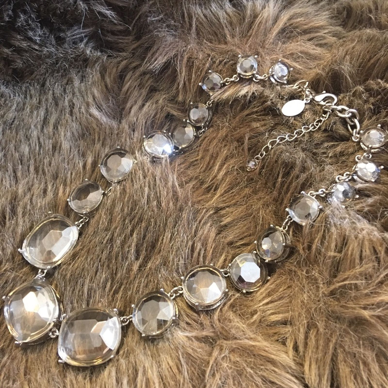 White House Black Market WHBM bold graduated faceted smoky stone necklace Size ONE SIZE - 8 Thumbnail