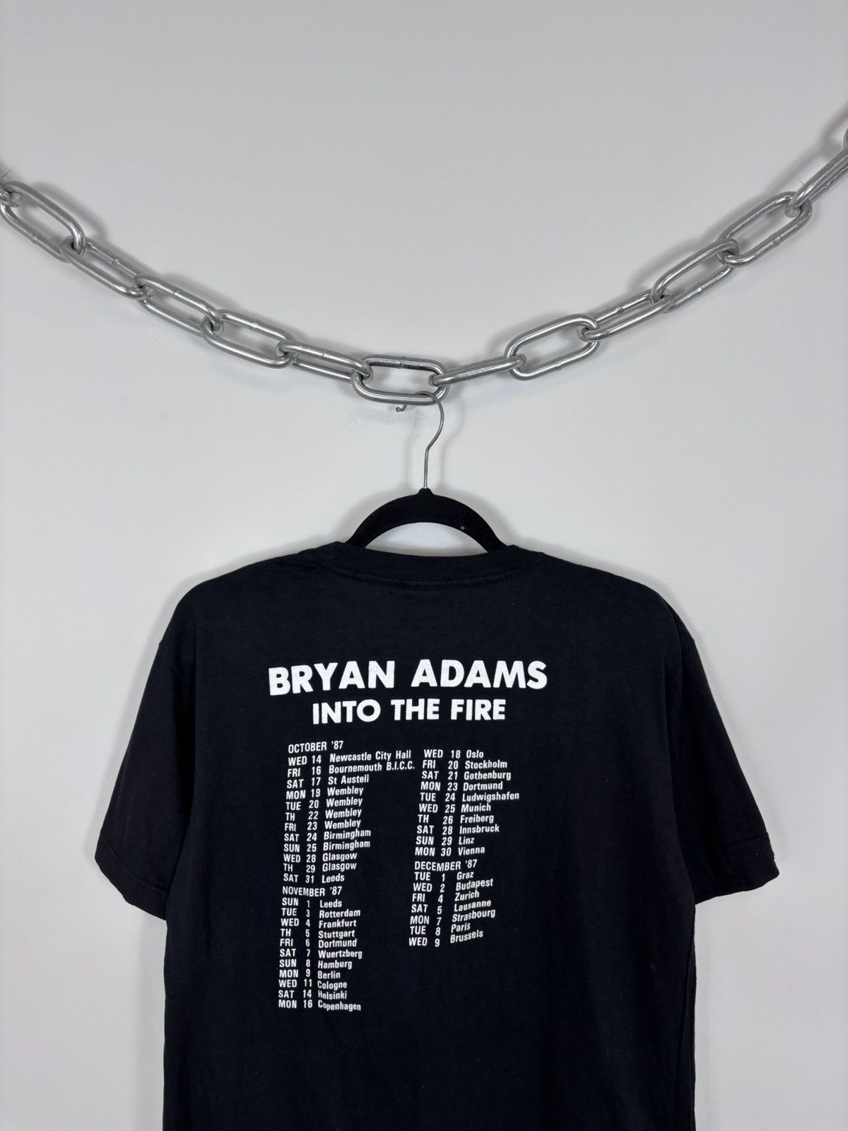 Band Tees Vintage Bryan Adams 1987 Into The Fire World Tour Black Tee Size US L / EU 52-54 / 3 - 13 Thumbnail