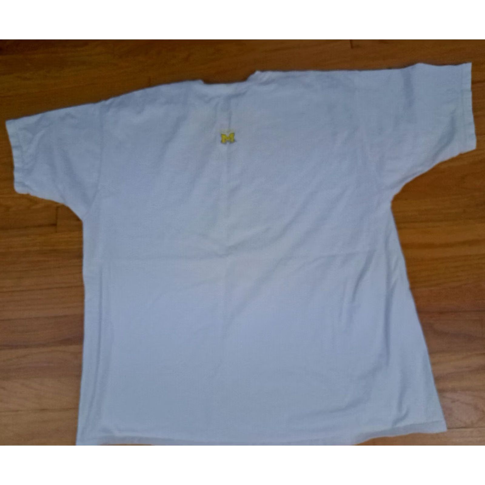 X-LARGE Michigan Wolverines Football The Big House 107.501 X-Large White Shirt Size US XL / EU 56 / 4 - 5 Thumbnail