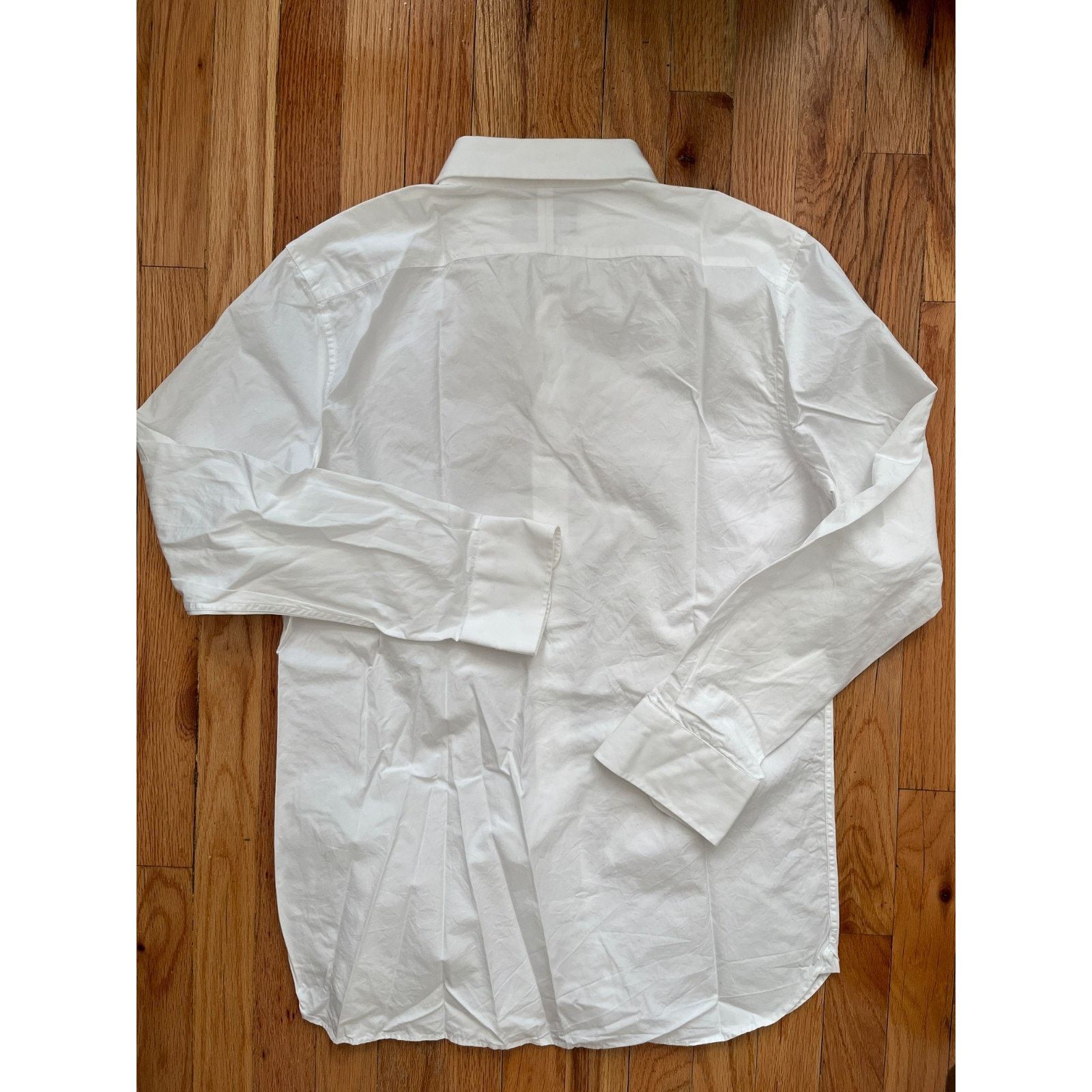 Banana Republic Men's Banana Republic white dress shirt, size medium Size US M / EU 48-50 / 2 - 3 Thumbnail