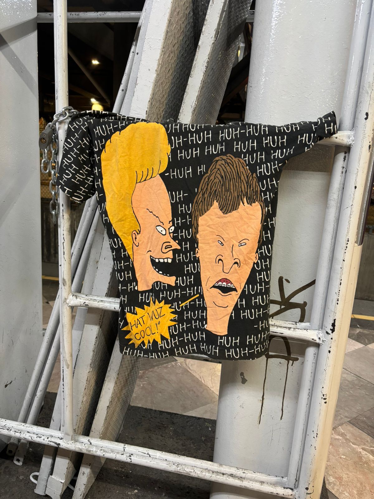 Mtv Vintage Beavis And Butthead MTV 1993 AOP cartoon tee Size US L / EU 52-54 / 3 - 1 Thumbnail