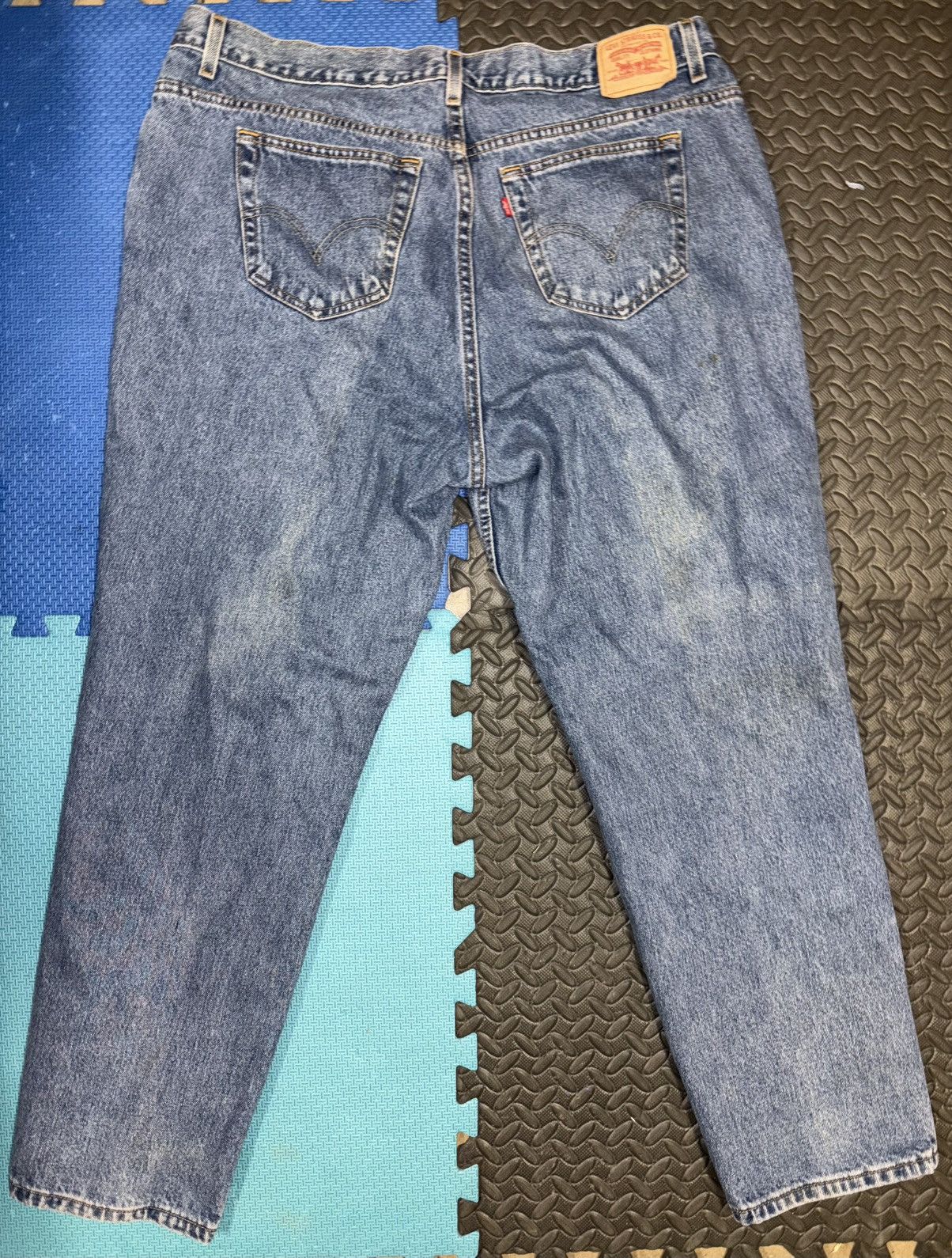 Levi's Vintage womens Levis jeans Relaxed tapered 22M Size 42" / US 20 - 4 Thumbnail