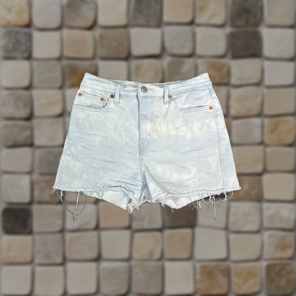 Levi's Levis Blue Denim High Rise Shorts Womens 27 Cut-Off 2in Inseam Stretch Cotton Polyester Spandex Frayed Hem Classic Modern 5-Pocket Womens Levi's Size 27" / US 4 / IT 40 - 1 Thumbnail