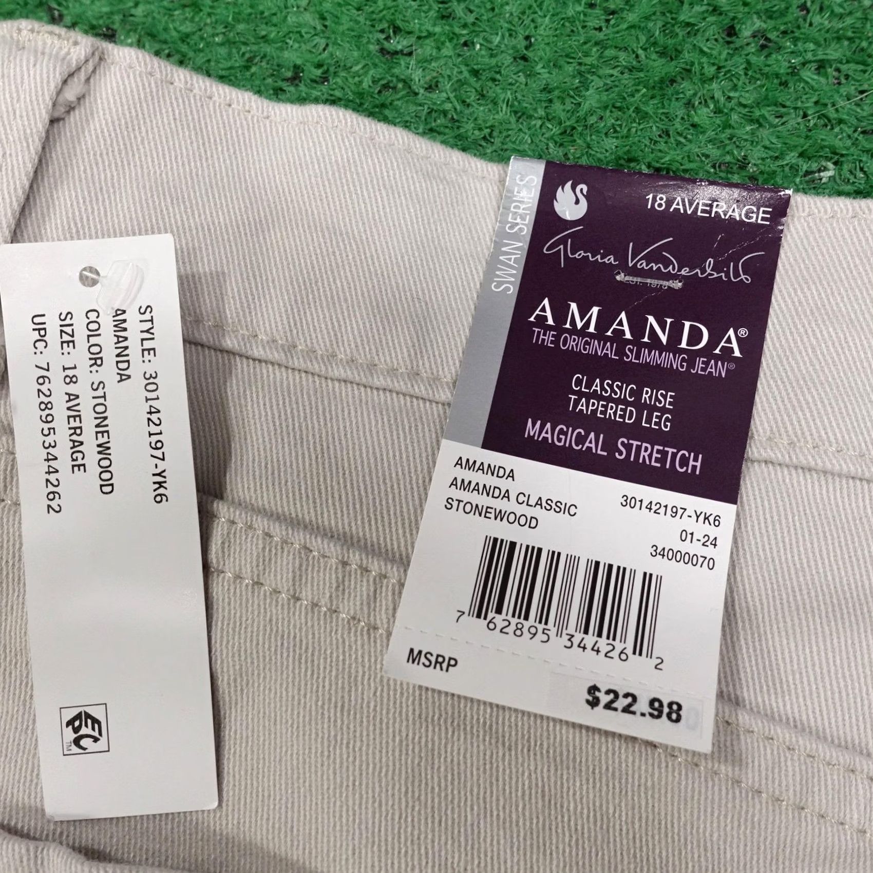 Gloria Vanderbilt Gloria Vanderbilt Amanda Jeans Womens 18 Beige Slim Tapered Stretch 5-Pocket Denim Zip Size 40" / US 18 - 5 Thumbnail