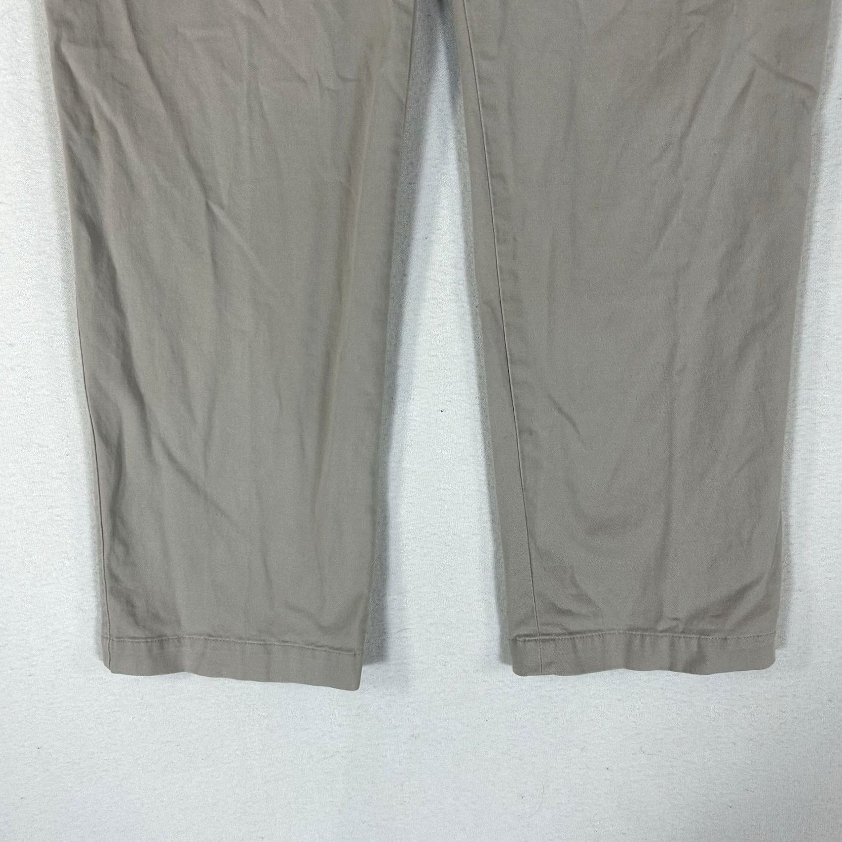 Banana Republic Banana Republic Pants Womens Size 14 Beige Straight Leg Stretch Twill Front Flat Front City Preppy Dress Pants Mens? Ladies Size 36" / US 14 / IT 50 - 3 Thumbnail