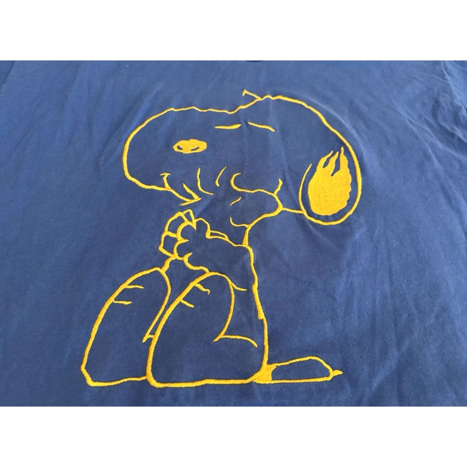 Peanuts VINTAGE Too Cute Inc Peanuts Snoopy Embroidered Blue T-Shirt XL Crew Neck Short Sleeve Men MENS Size US XL / EU 56 / 4 - 2 Thumbnail