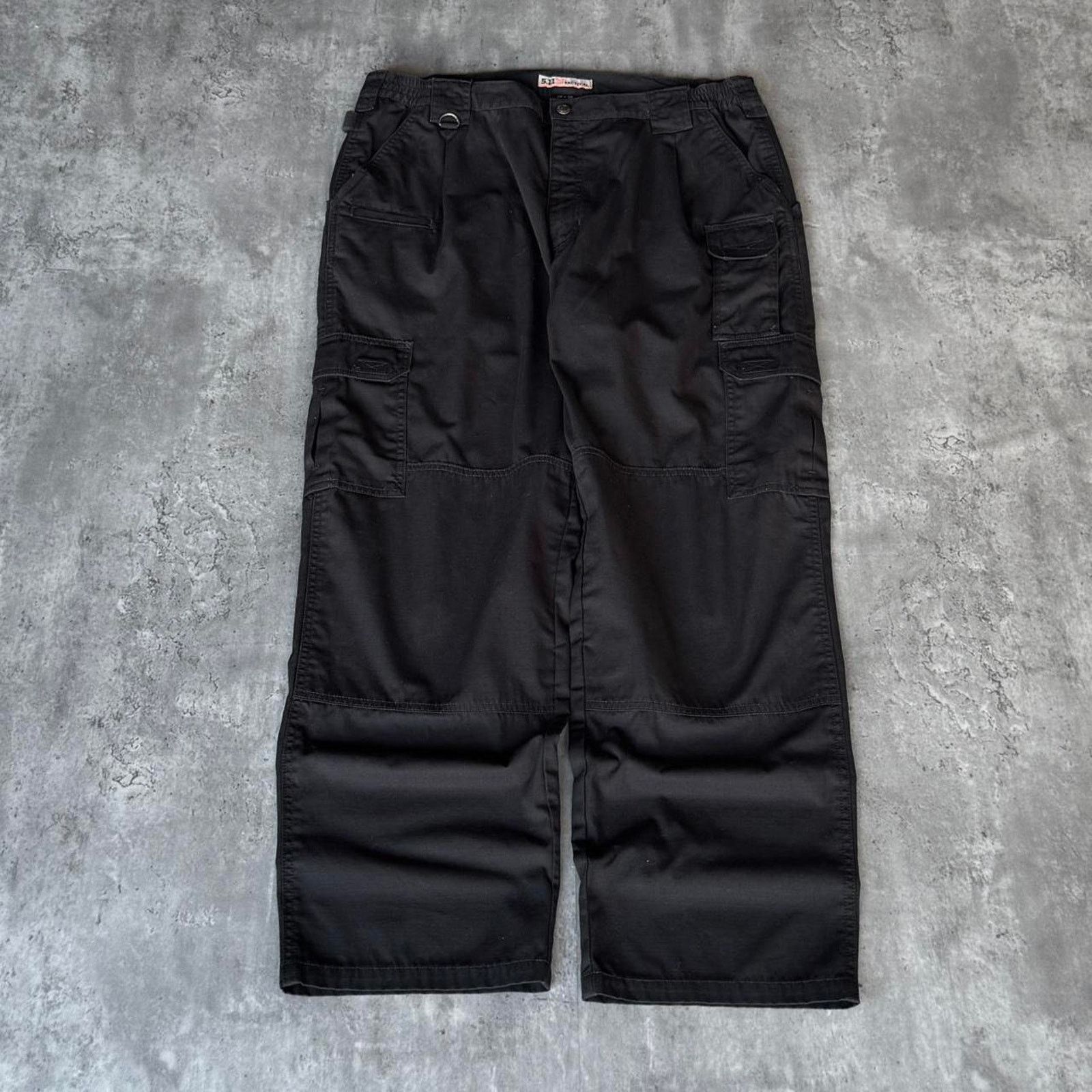 5.11 × Carhartt × Vintage Vintage Y2K Baggy Double Knee Black Cargo Tech Grunge Pants Size US 37 - 1 Thumbnail