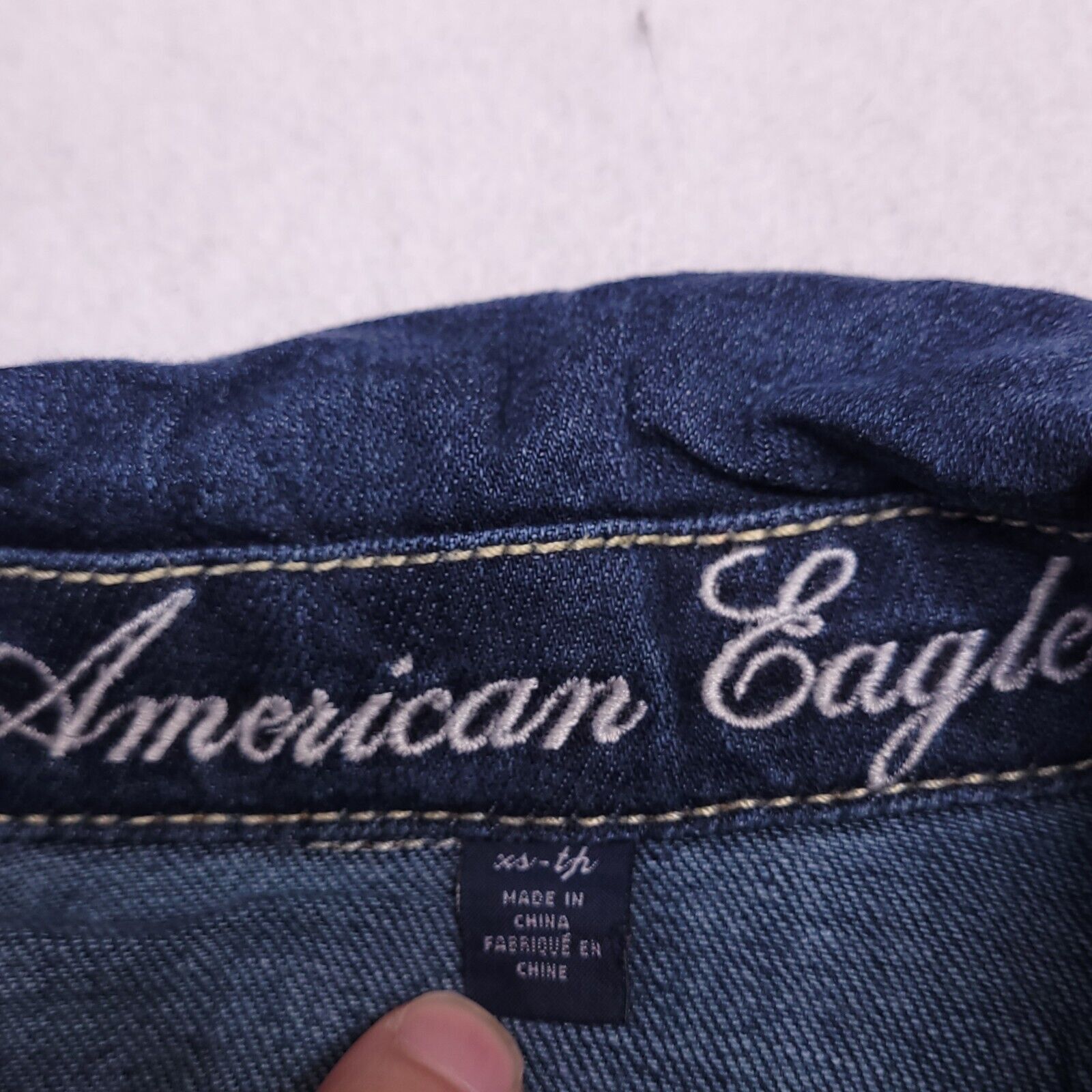 American Eagle Outfitters American Eagle Denim Jacket Womens Size Extra Small XS Blue Size XS / US 0-2 / IT 36-38 - 3 Thumbnail