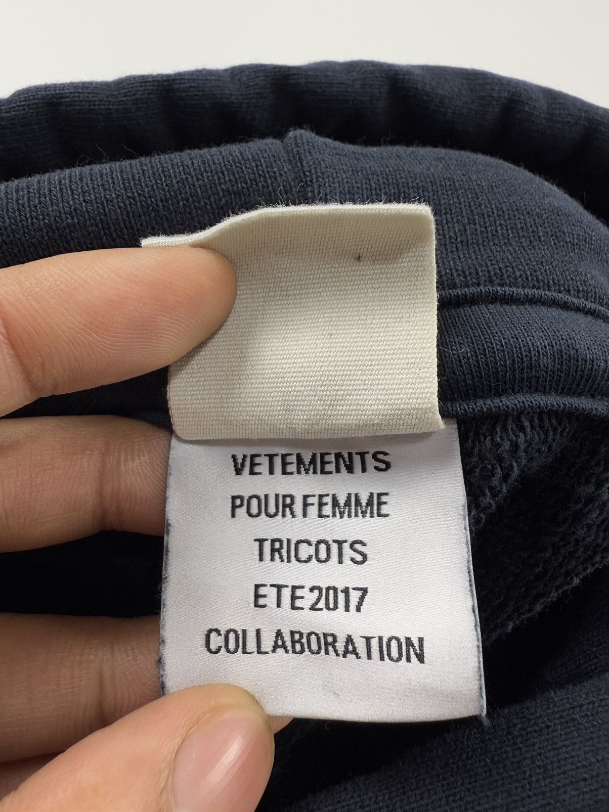 Champion × Vetements Vetements x Champion S/S'17 Inprogress Hoodie Size US XS / EU 42 / 0 - 9 Thumbnail