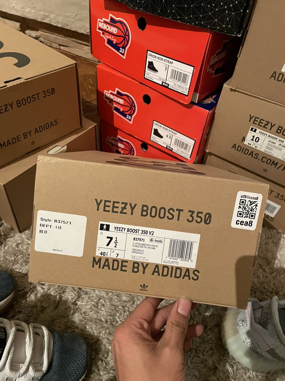 Yeezy Yeezy 350 Blue Tint Size US 7.5 / EU 40-41 - 11 Thumbnail