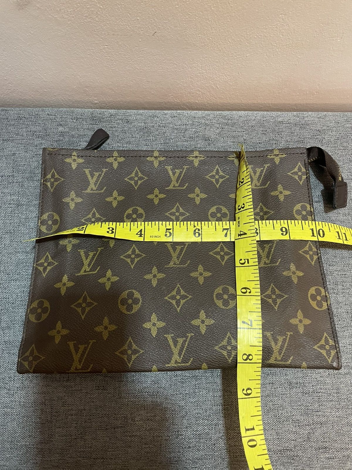 Louis Vuitton Authentic vintage Louis Vuitton Monogram Toiletry 26 Pouch Size ONE SIZE - 12 Thumbnail