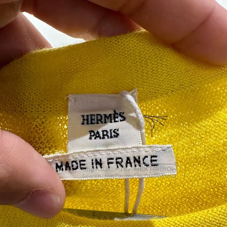 Hermes Hermes Printed Pattern Wool and Silk Short Sleeve Size XS / US 0-2 / IT 36-38 - 3 Thumbnail