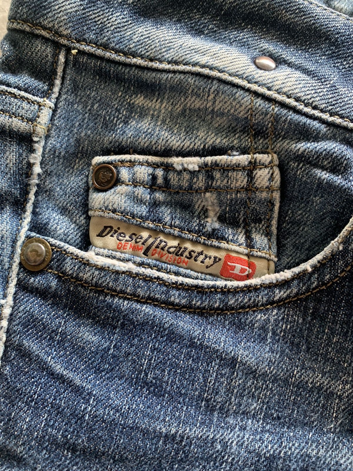 Designer × Diesel vintage diesel jeans season faded washed studded backpocket Size US 29 - 8 Thumbnail