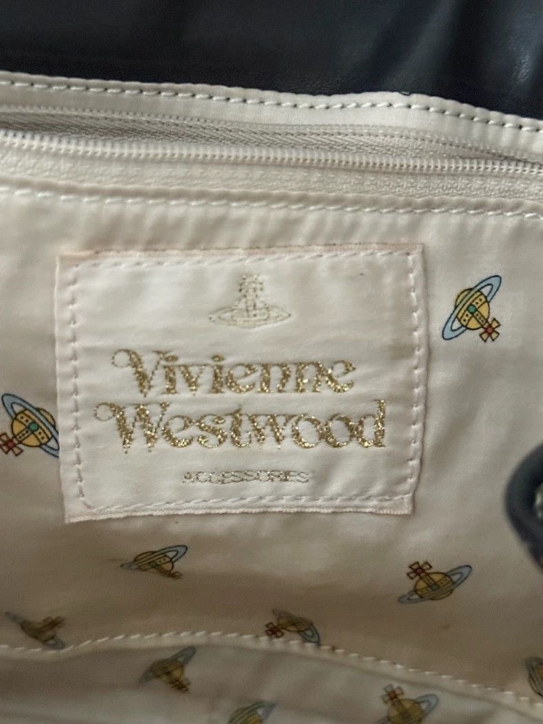 Vivienne Westwood Vivienne Westwood size os Black true leather Saturn embosse Size ONE SIZE - 9 Thumbnail