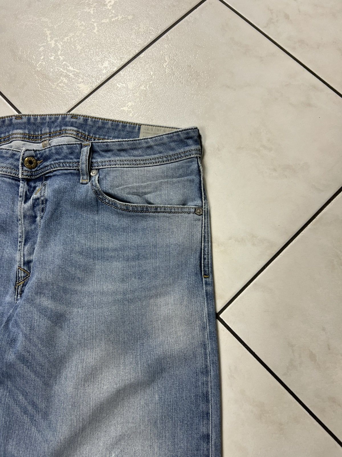 Diesel Vintage Diesel Waykee y2k distressed denim washed jeans pant Size US 34 / EU 50 - 5 Thumbnail