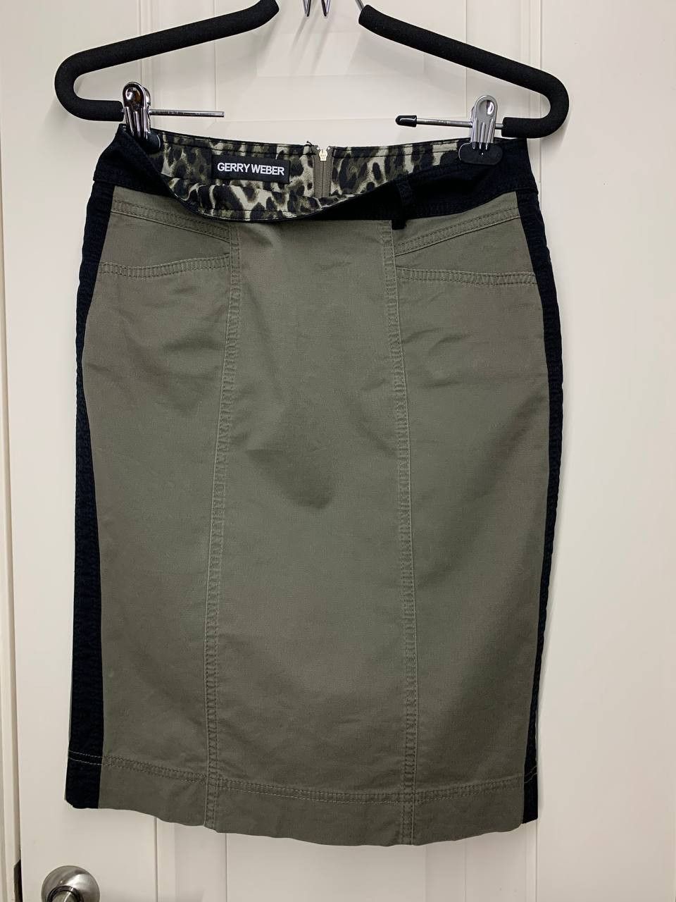 Gerry Weber Gerry Weber woman's khaki-black cotton skirt size 36 (US 6) Size 28" / US 6 / IT 42 - 1 Thumbnail