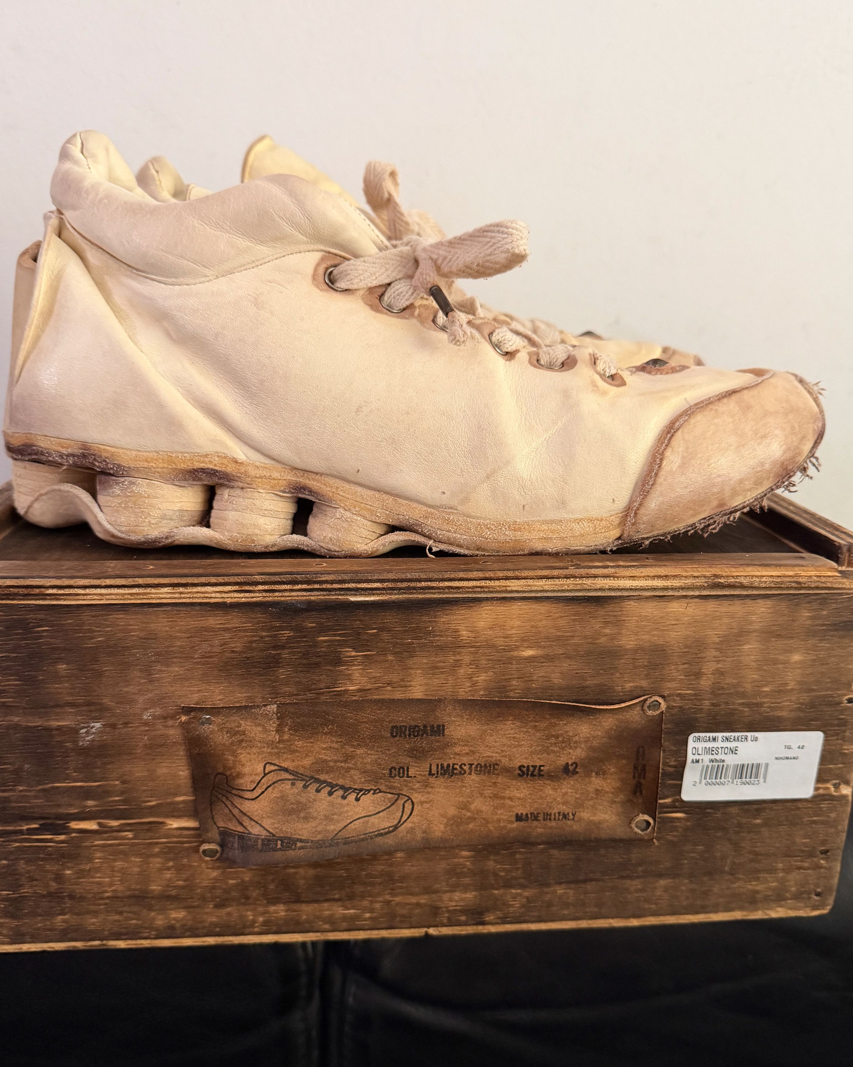 Nihomano Sculpted Handmade Natural Leather Sneakers Size US 9 / EU 42 - 2 Thumbnail