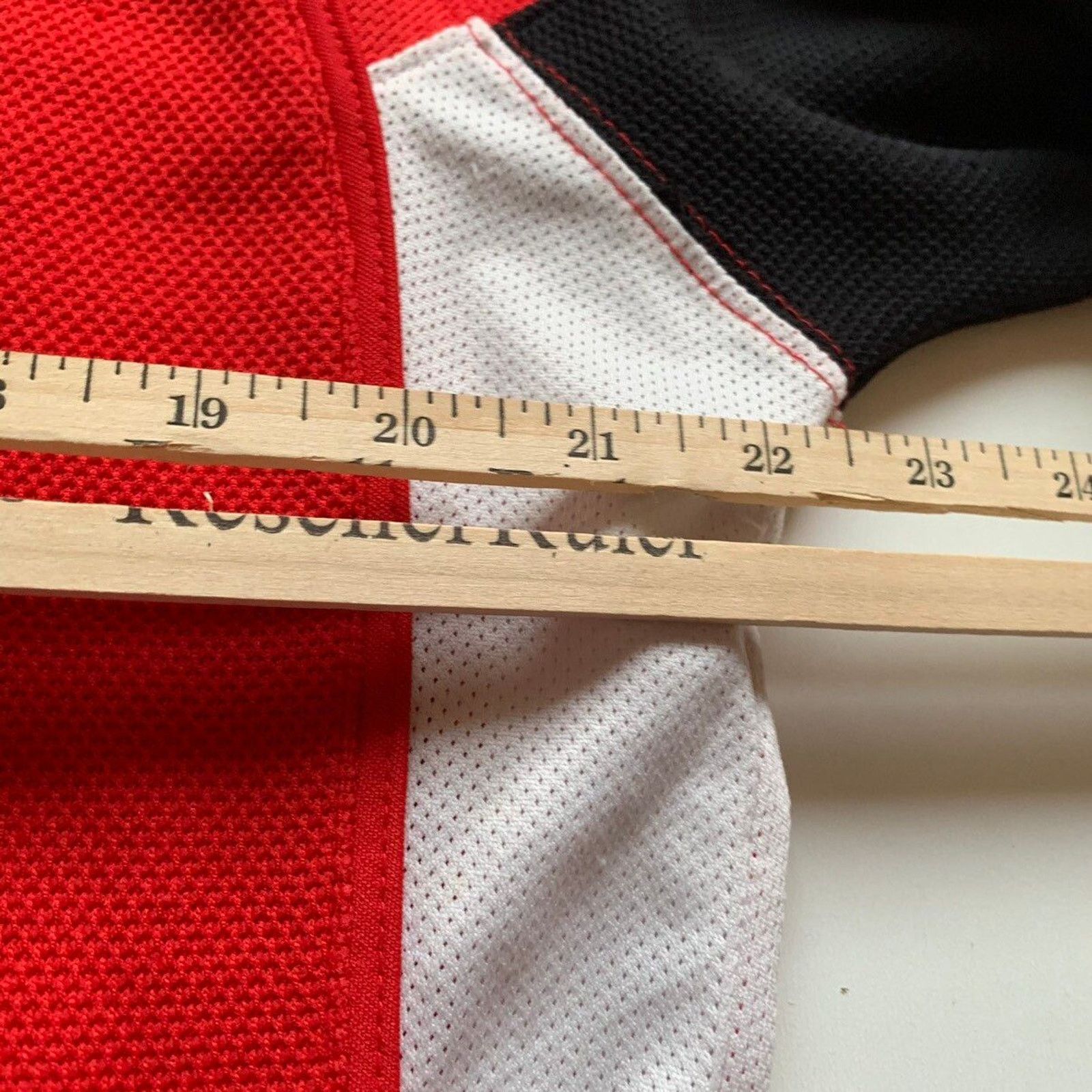 NHL Vintage Y2K Ottawa Senators NHL Hockey Jersey Medium Rare Size US M / EU 48-50 / 2 - 5 Thumbnail