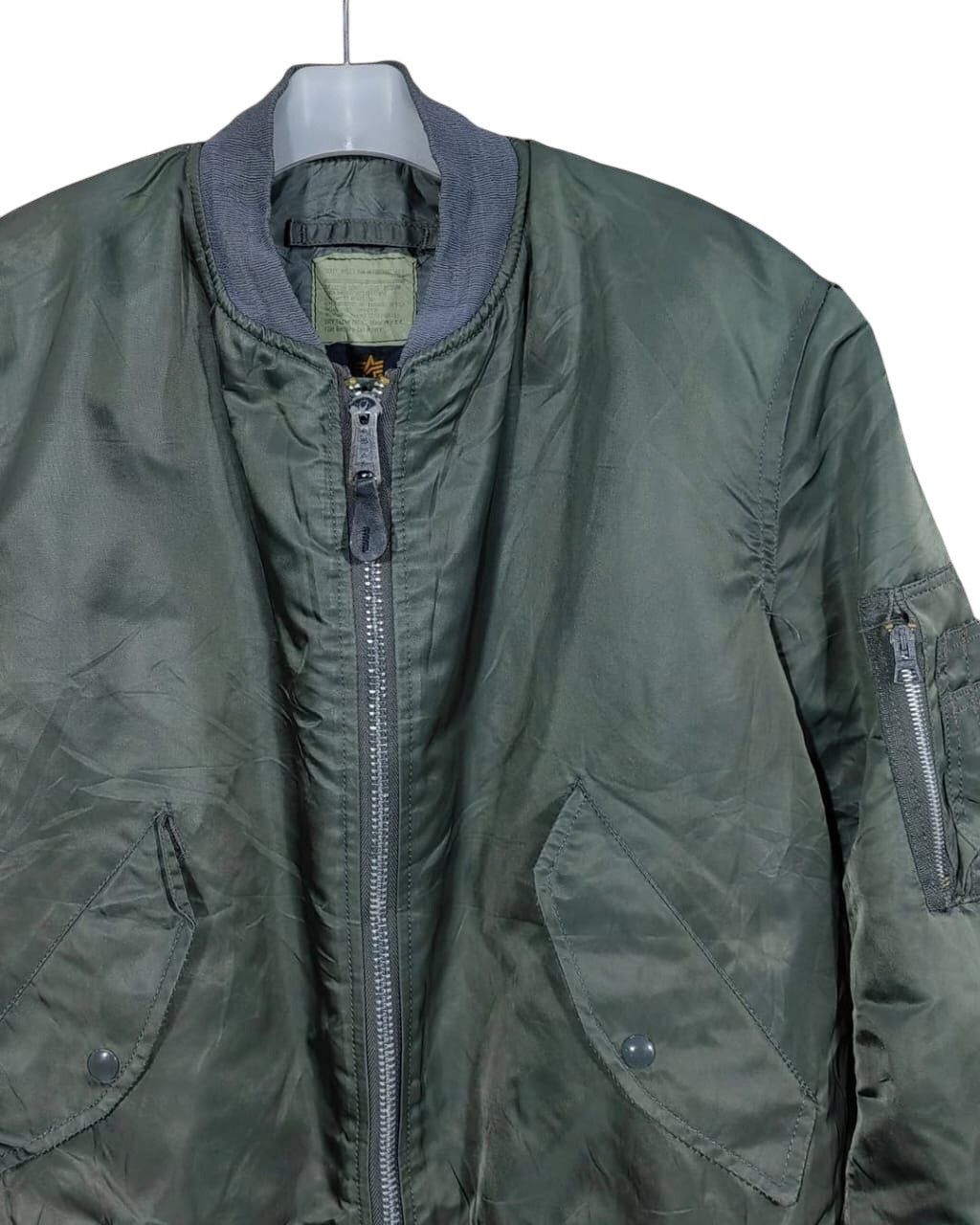 Alpha Industries × Vintage Vintage alpha industries bomber jacket distressed Size US M / EU 48-50 / 2 - 2 Thumbnail