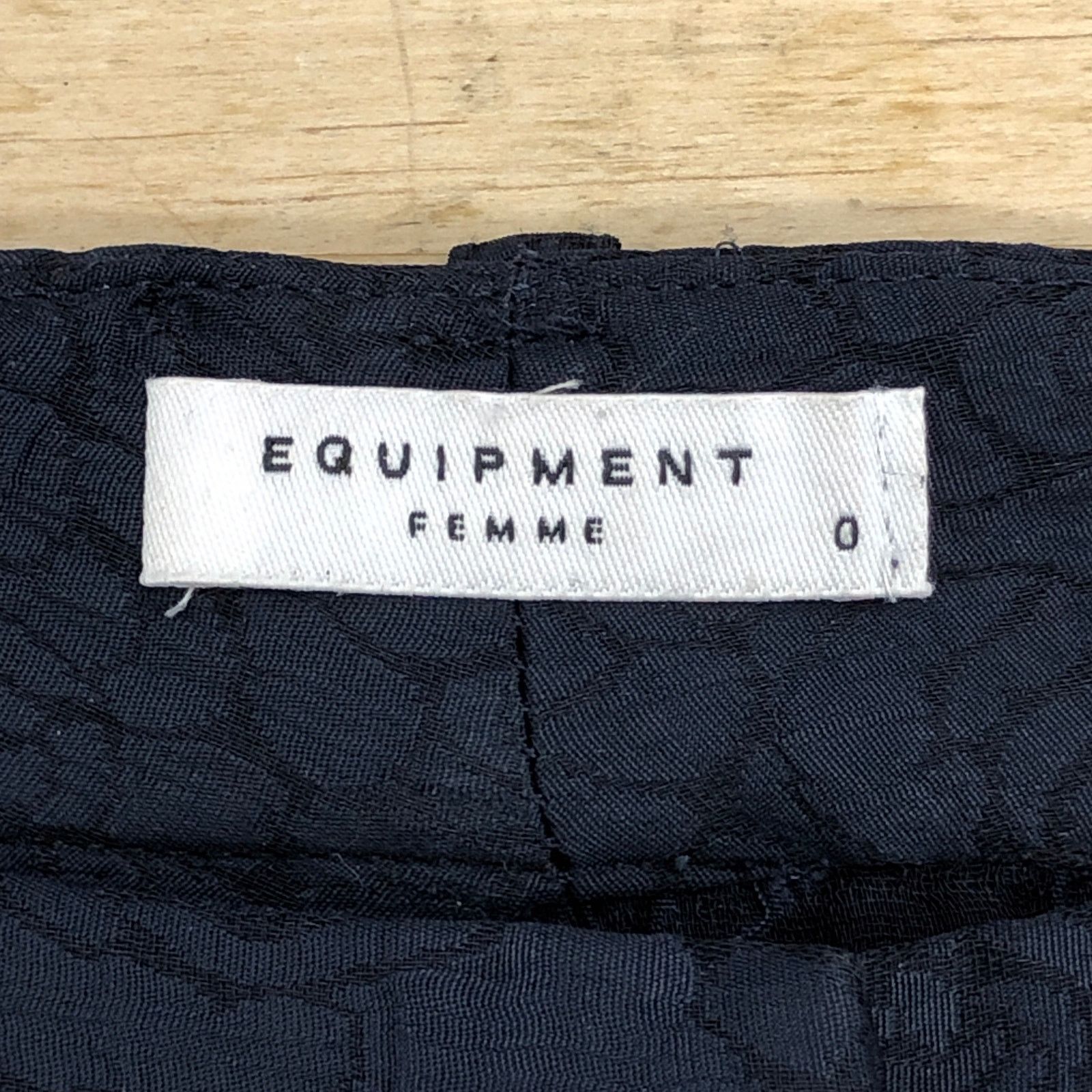 Equipment Equipment Femme Size 0 Pants Arwen Wide Leg Floral Jacquard Size 25" / US 0 / IT 36 - 9 Thumbnail
