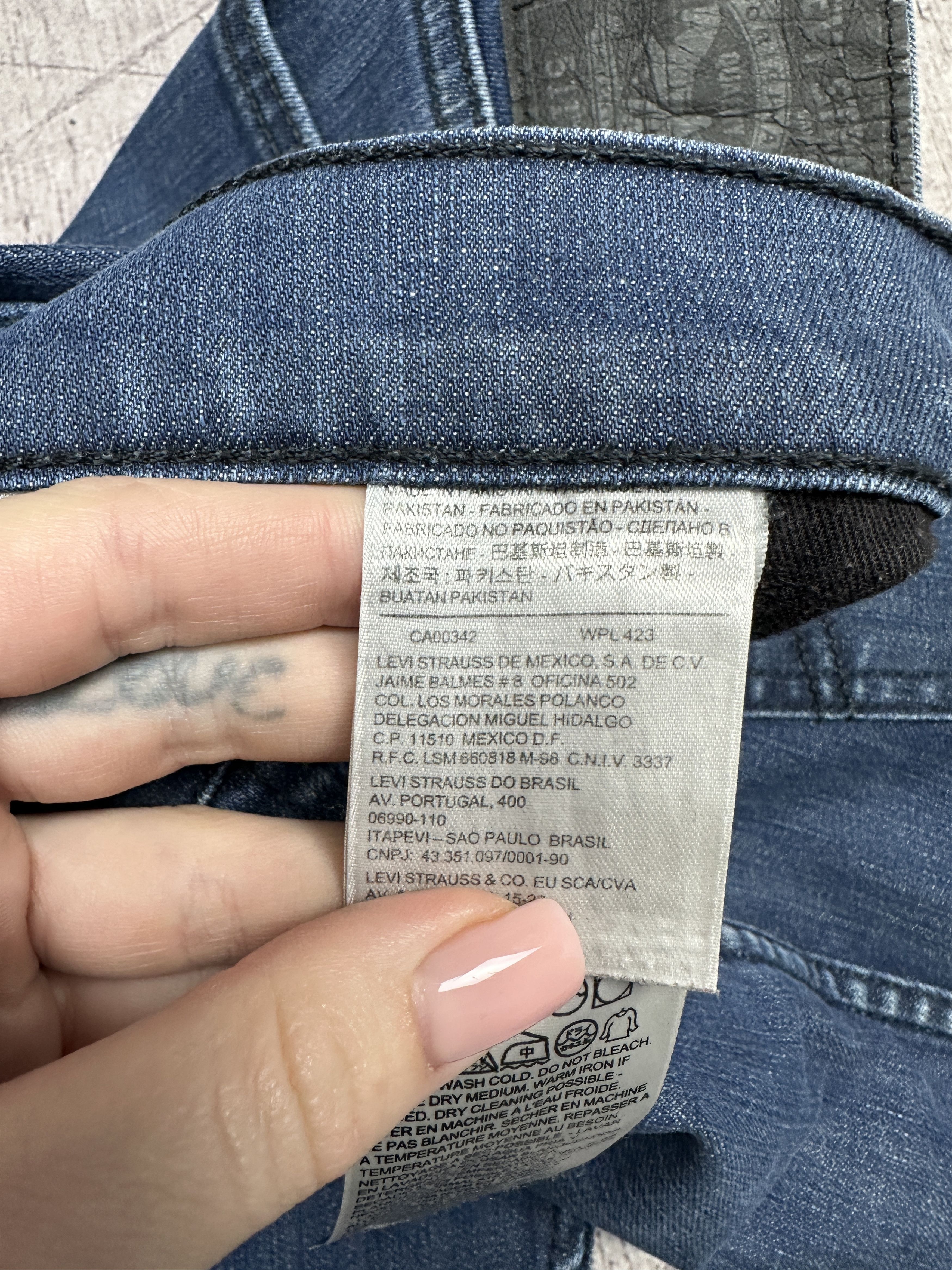 Levi's Levi's 511 Mens Denim Pants Jeans Size 34 x 32 Size US 34 / EU 50 - 8 Thumbnail