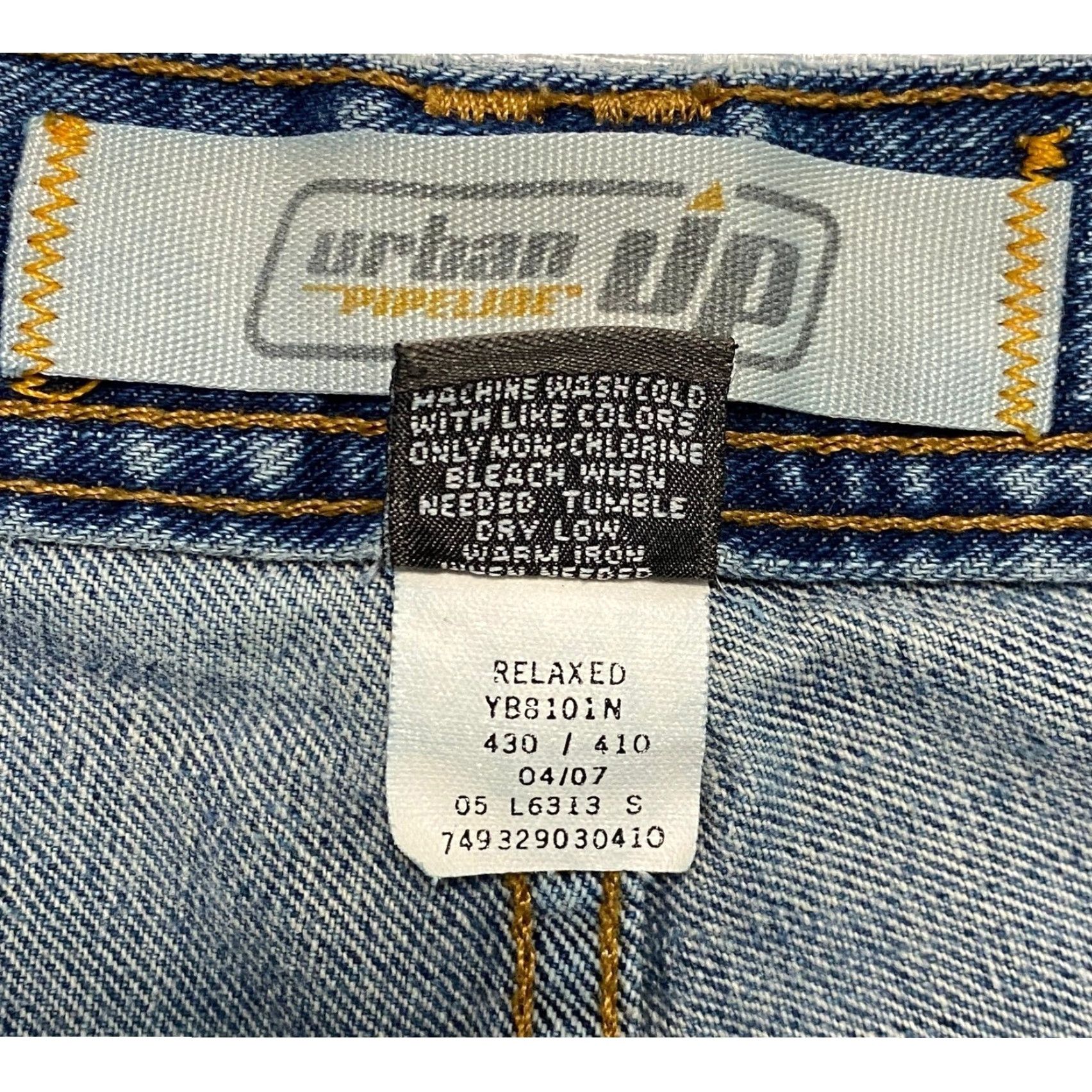 Vintage VINTAGE Urban Pipeline Jeans Men's 32×27 Distressed Raw Hem Relaxed Wide Leg Whiskers Size US 32 / EU 48 - 3 Thumbnail