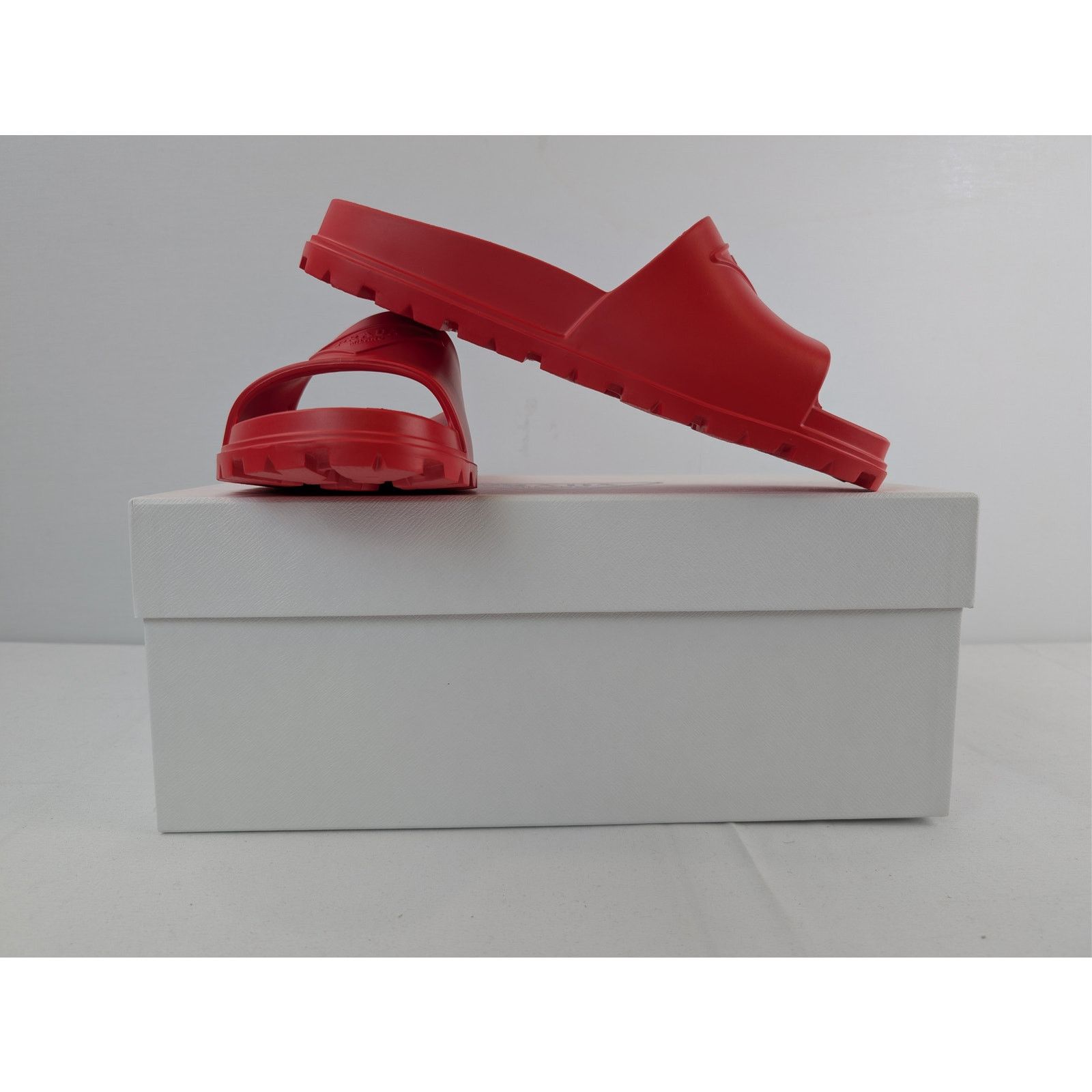 Prada o1rshd1 Rubber Mule-Flip-Flops Slipper in Red Size US 13 / EU 46 - 19 Thumbnail