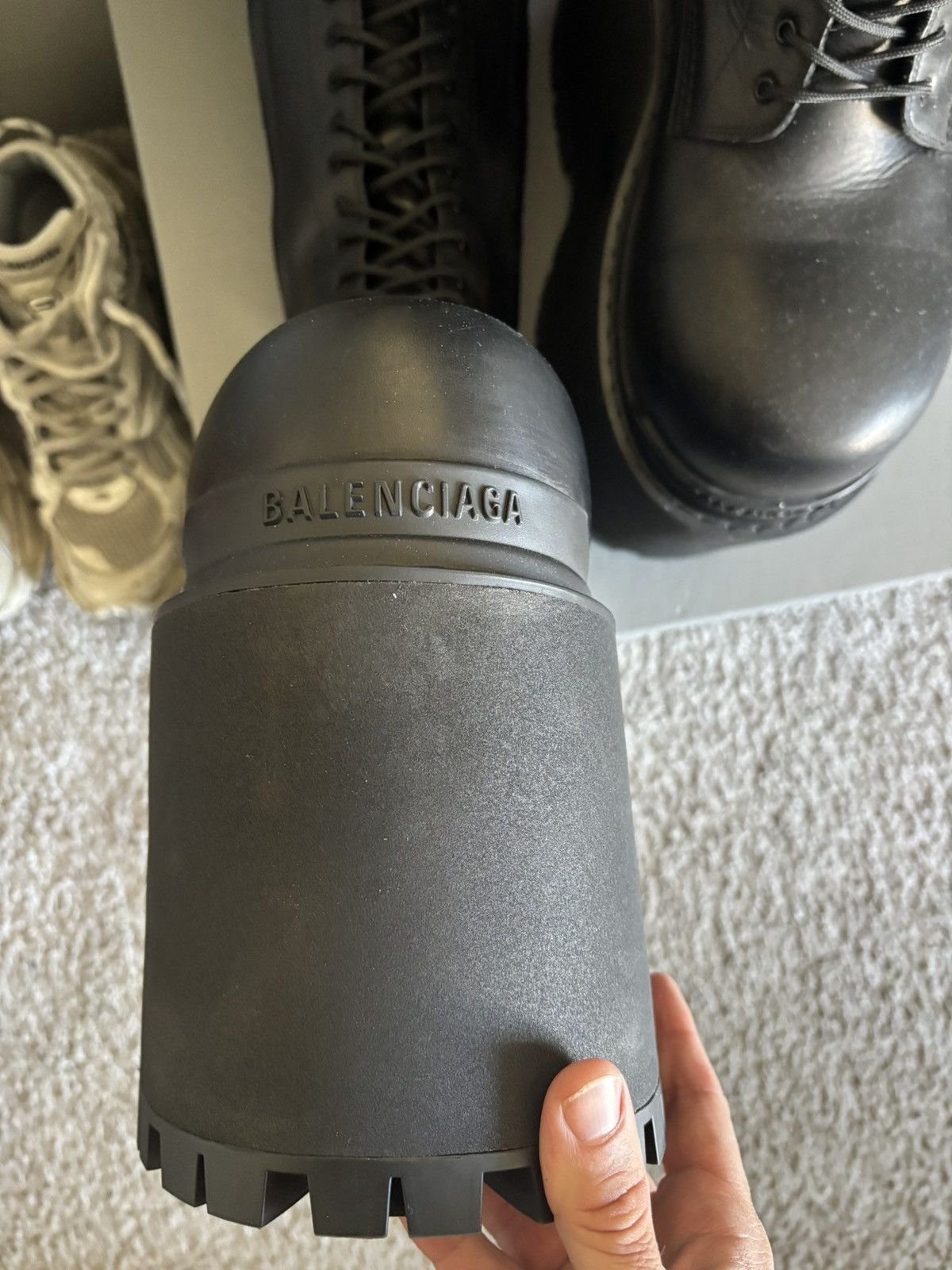 Balenciaga BALENCIAGA RUNWAY GIANT BOOT Size US 9 / EU 42 - 12 Thumbnail